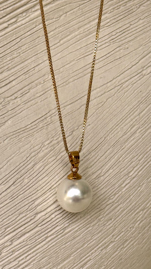 Classic Pearl 18K Gold Plated Necklace - Gold - Billy J