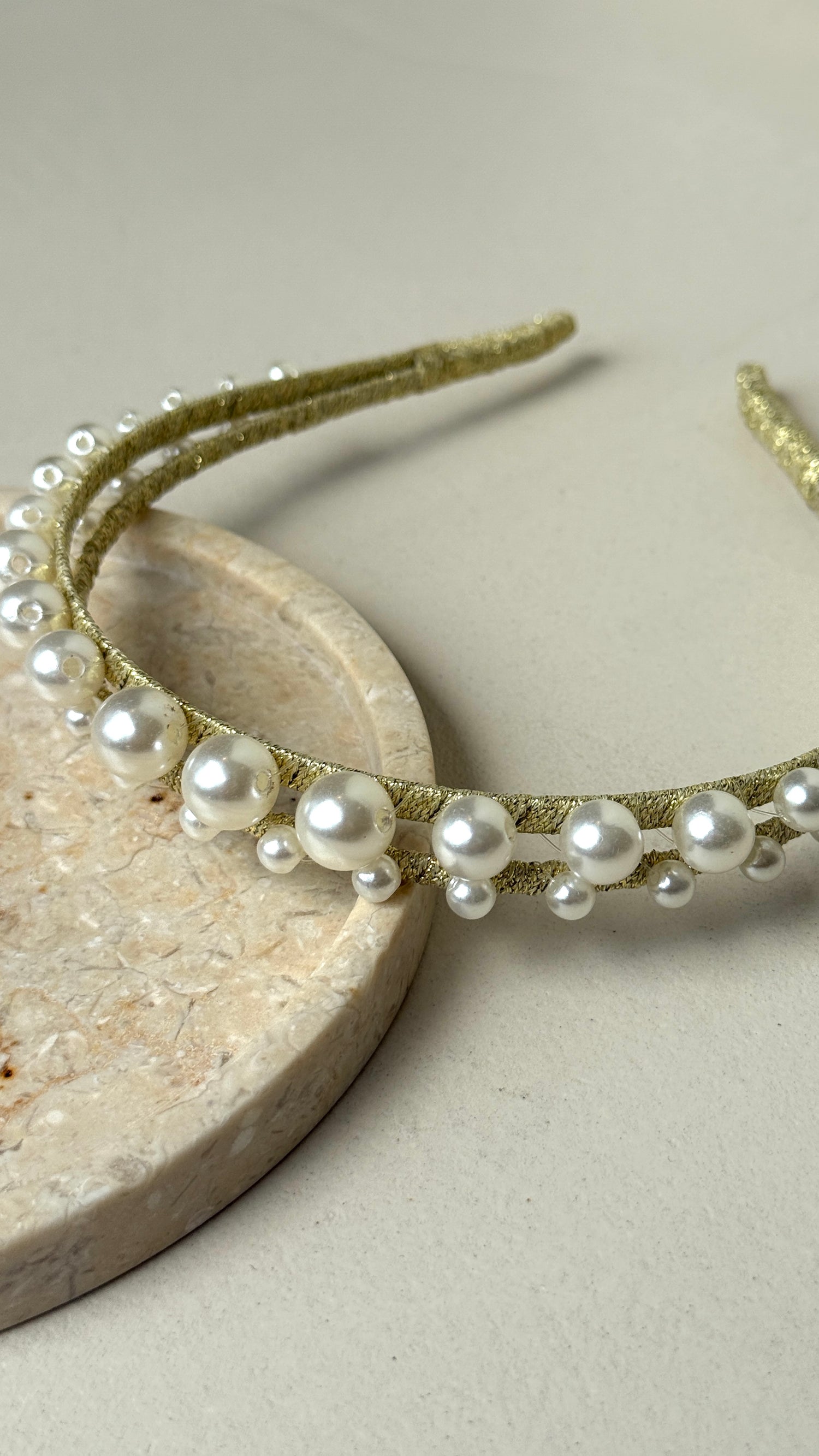 Diva Pearl Statement Headband - Pearl - Billy J