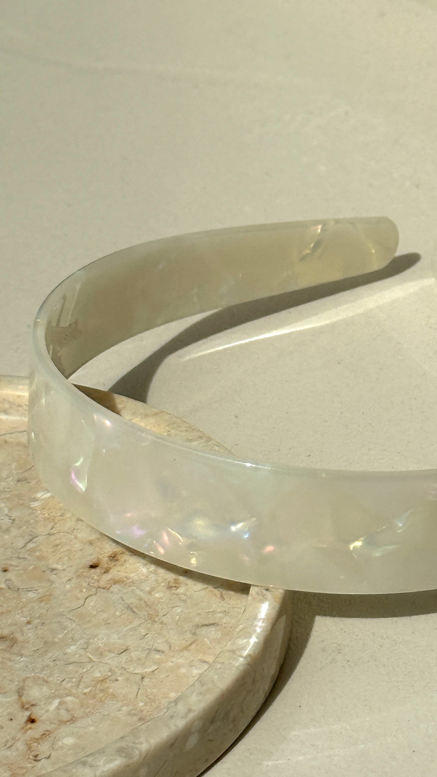 Lucy Resin Headband - Ivory - Billy J