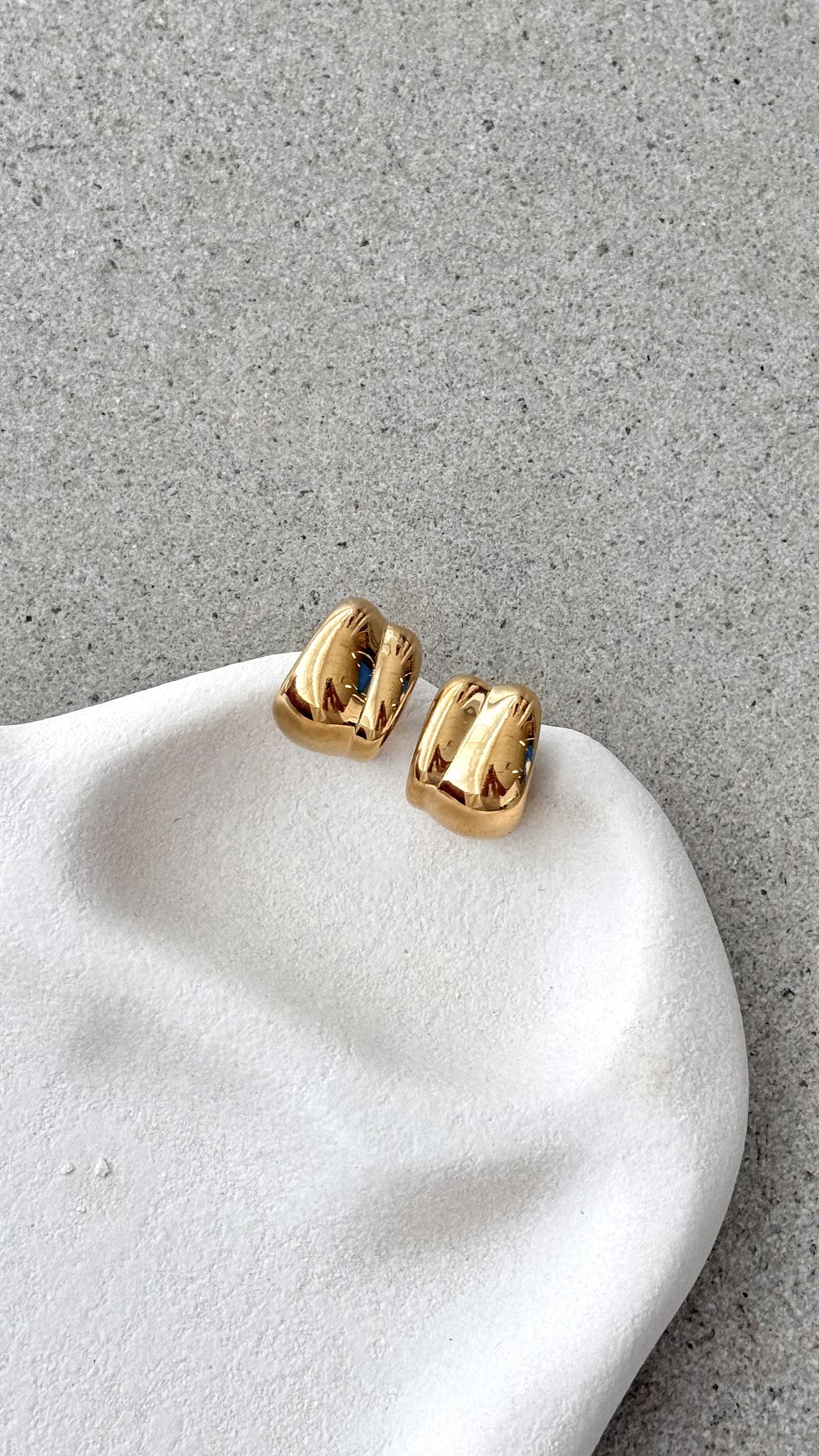 Kiara Earrings - Gold - Billy J