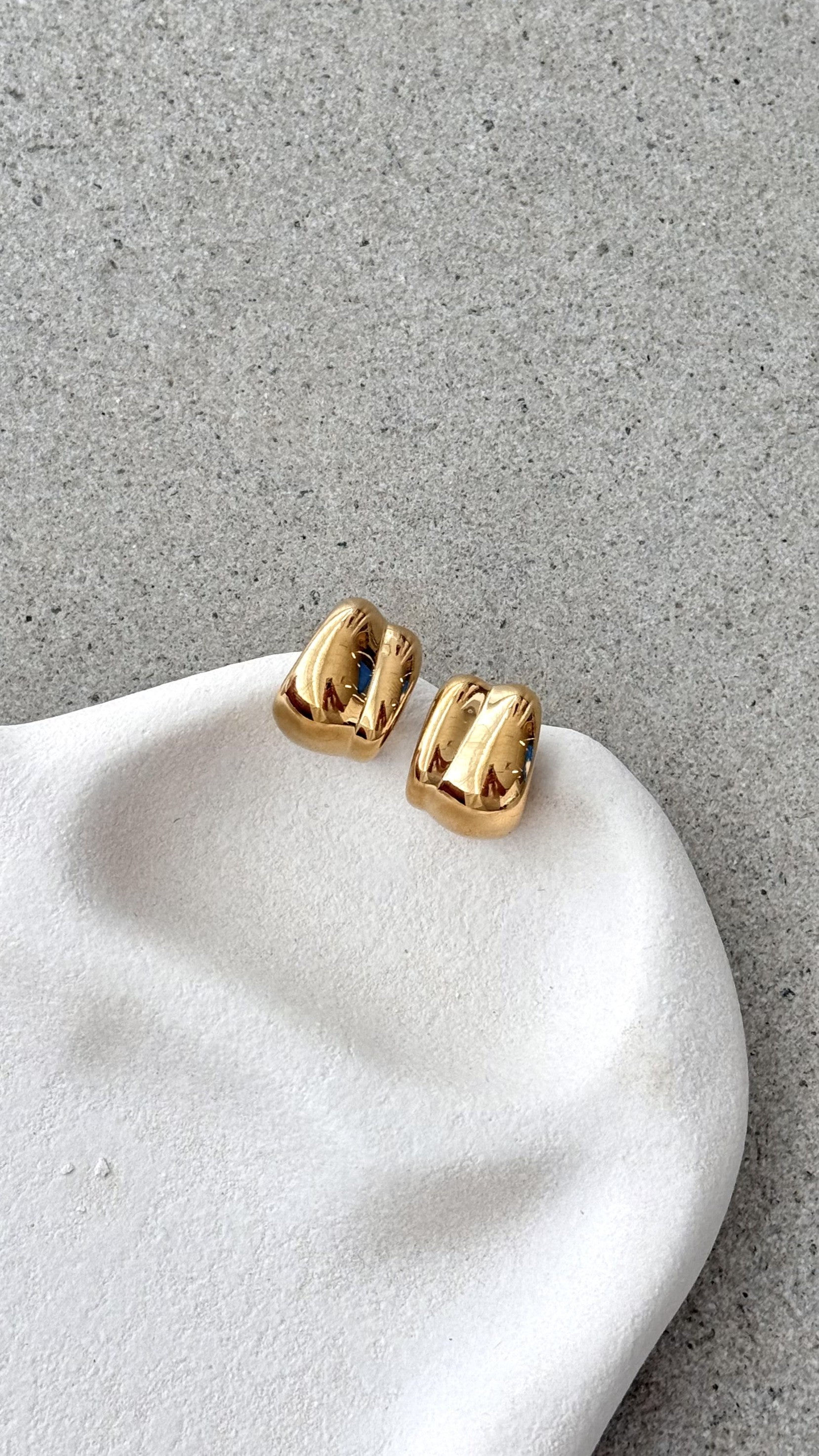 Kiara Earrings - Gold - Billy J