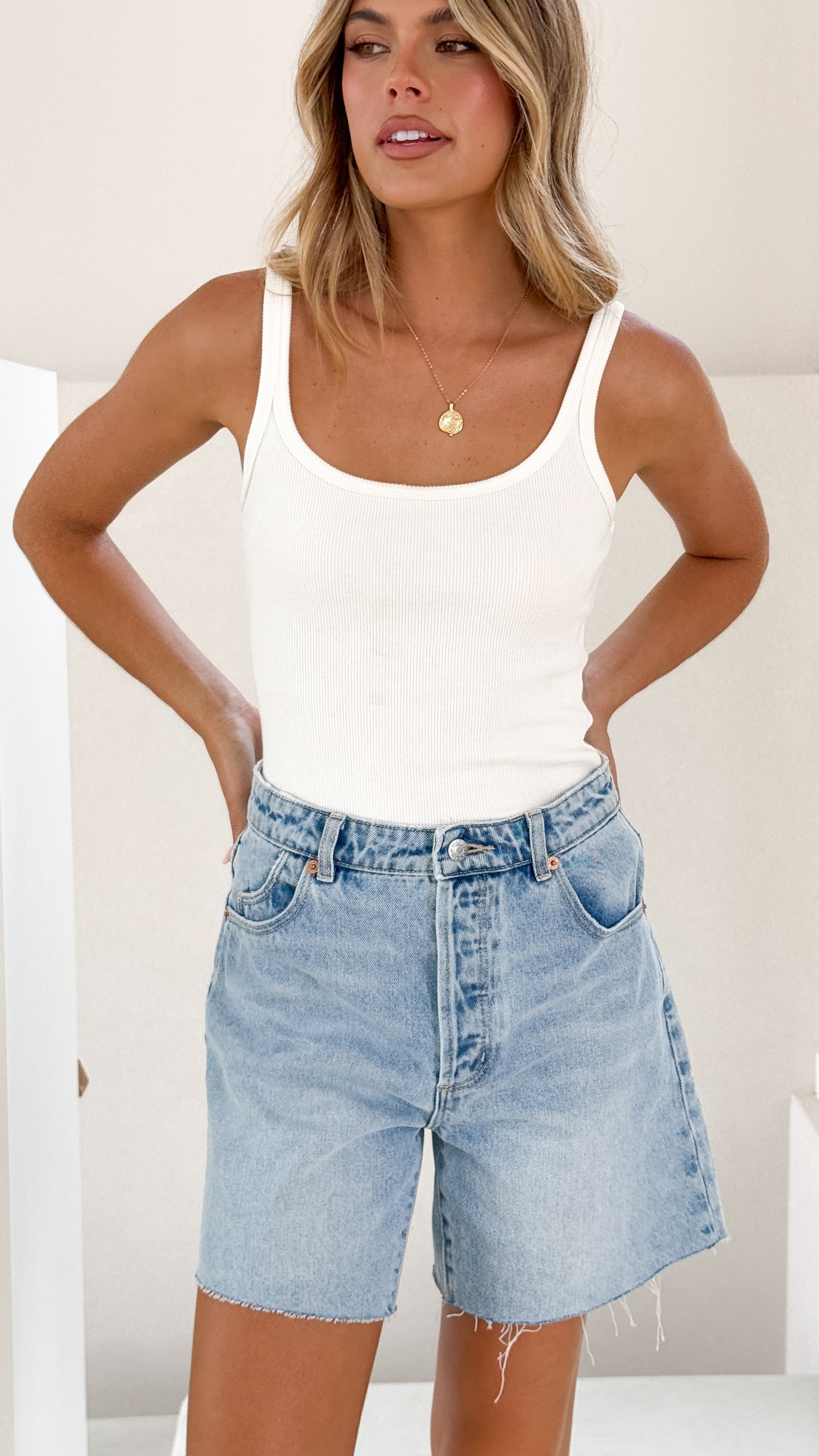 90S Relaxed Short - Light Vintage Blue - Billy J