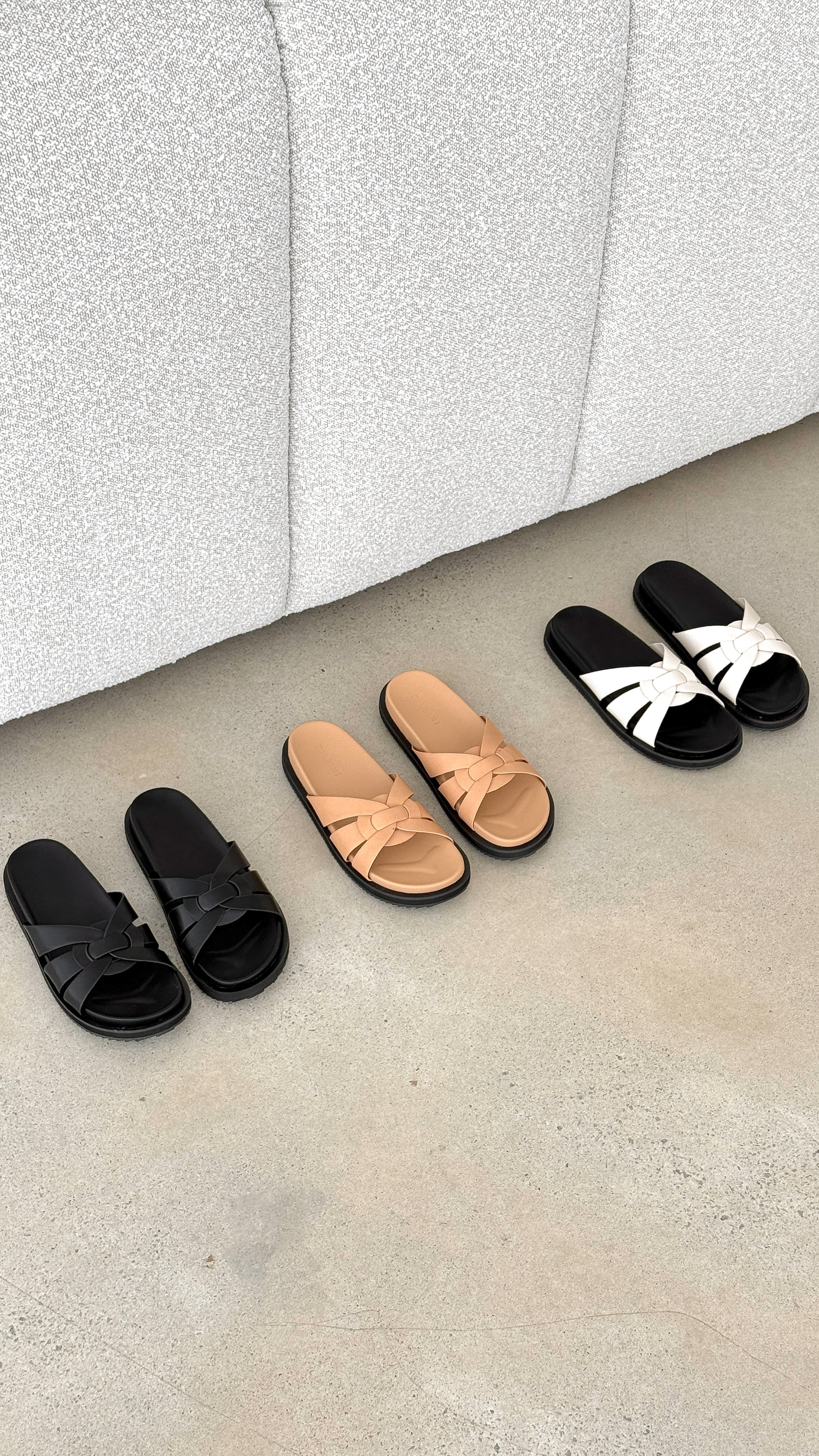 Tinker Slides - Ivory - Billy J