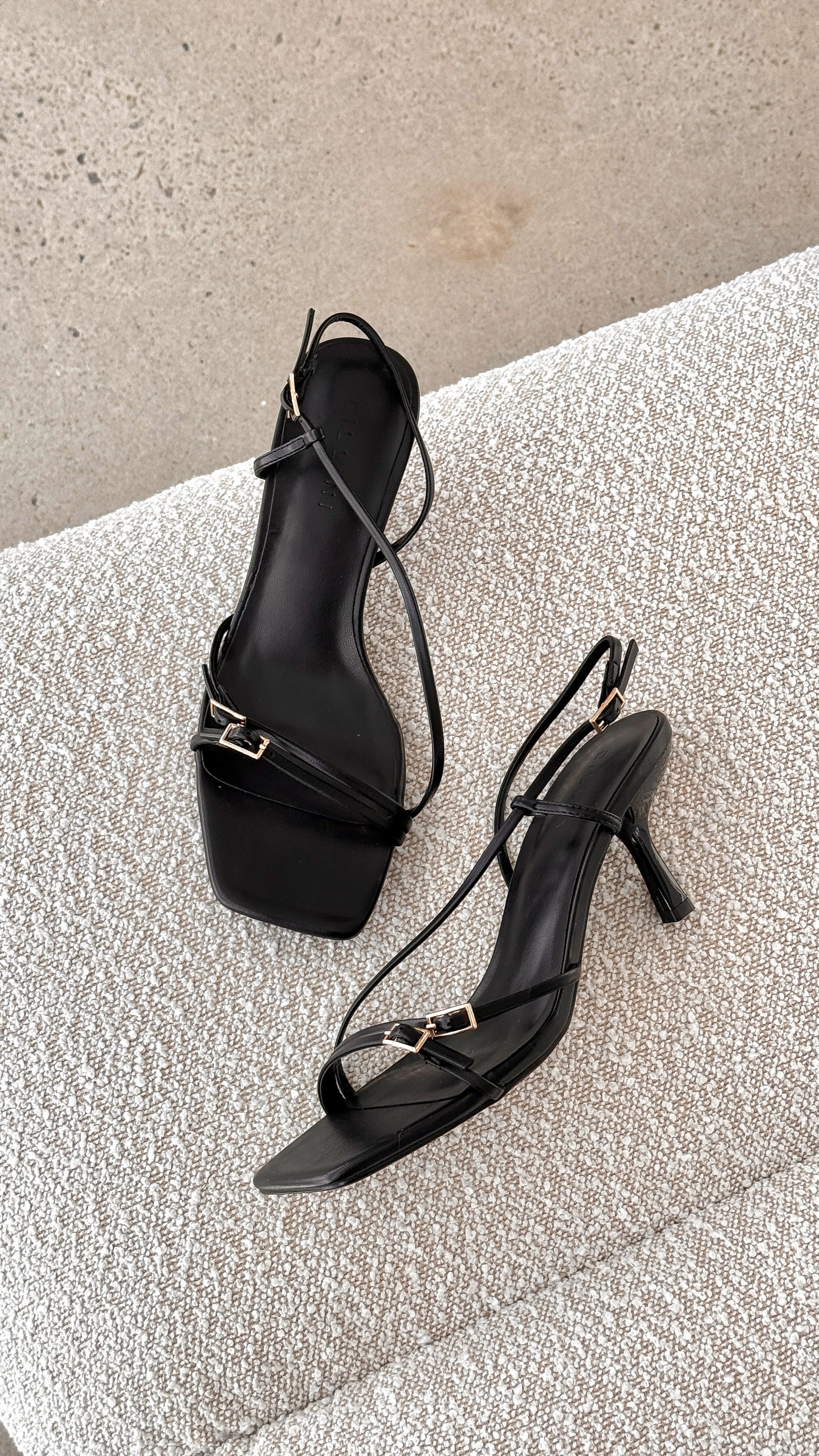 Toshie Heel - Black - Billy J