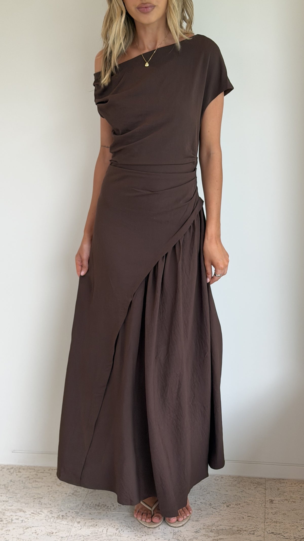 Zariela Maxi Dress - Chocolate - Billy J
