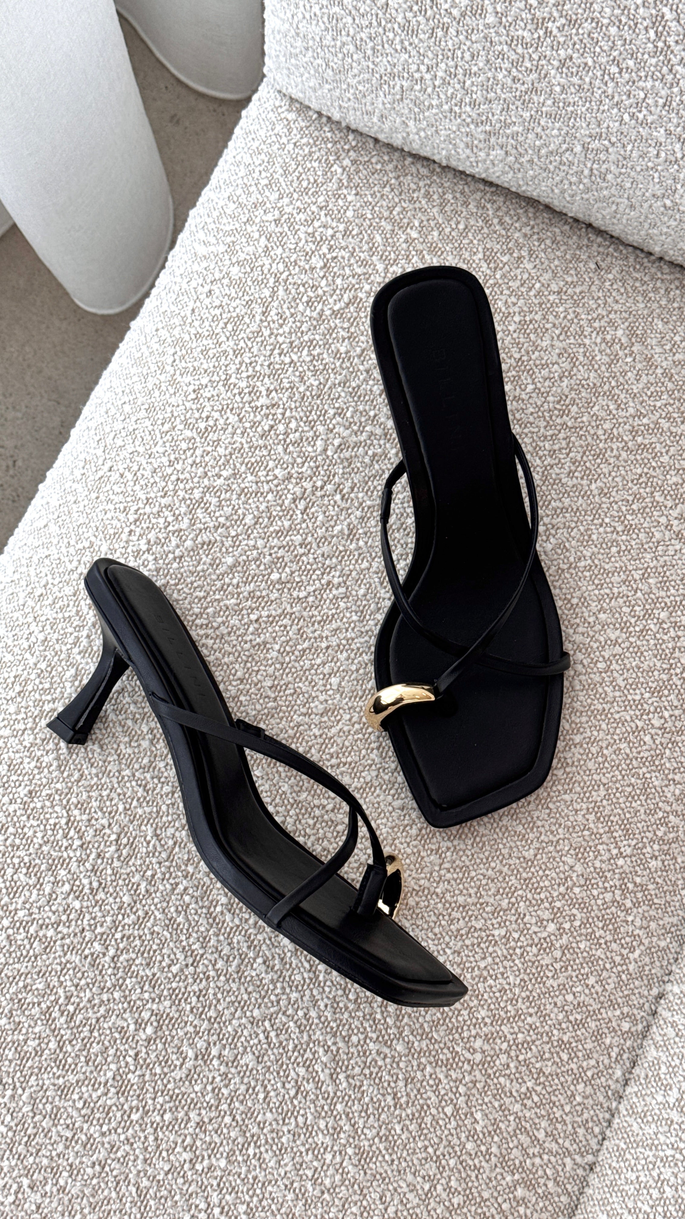 Urika Heel - Black - Billy J