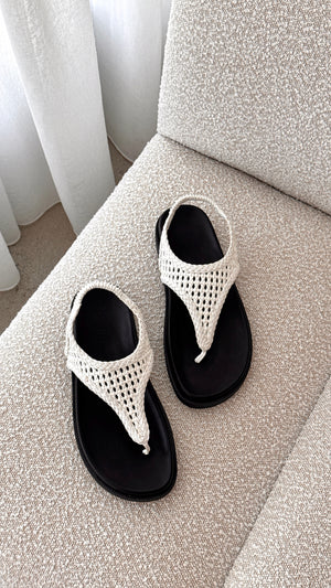 Anika Sandal - White - Billy J