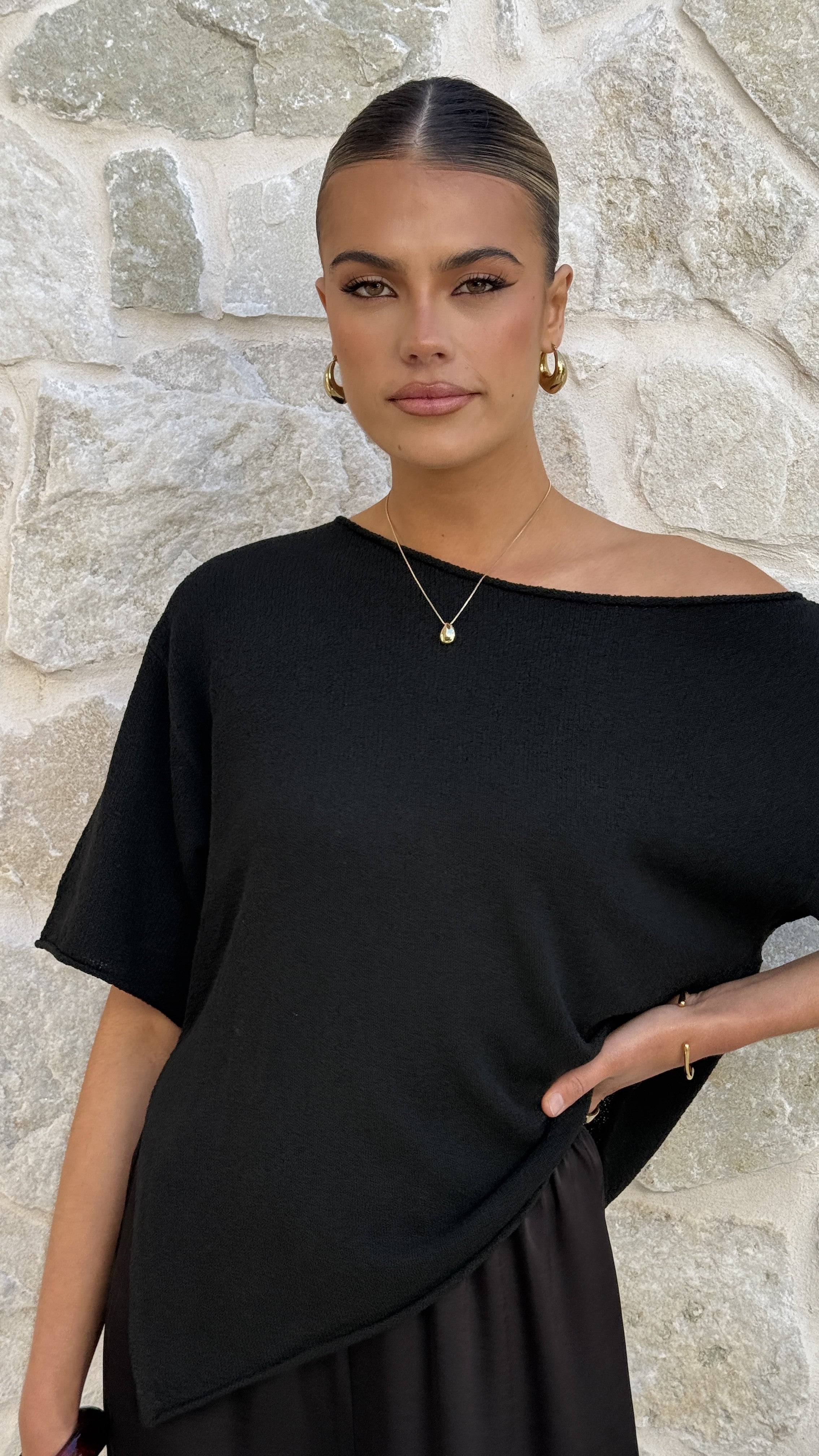 Blair Off Shoulder Tee - Black - Billy J