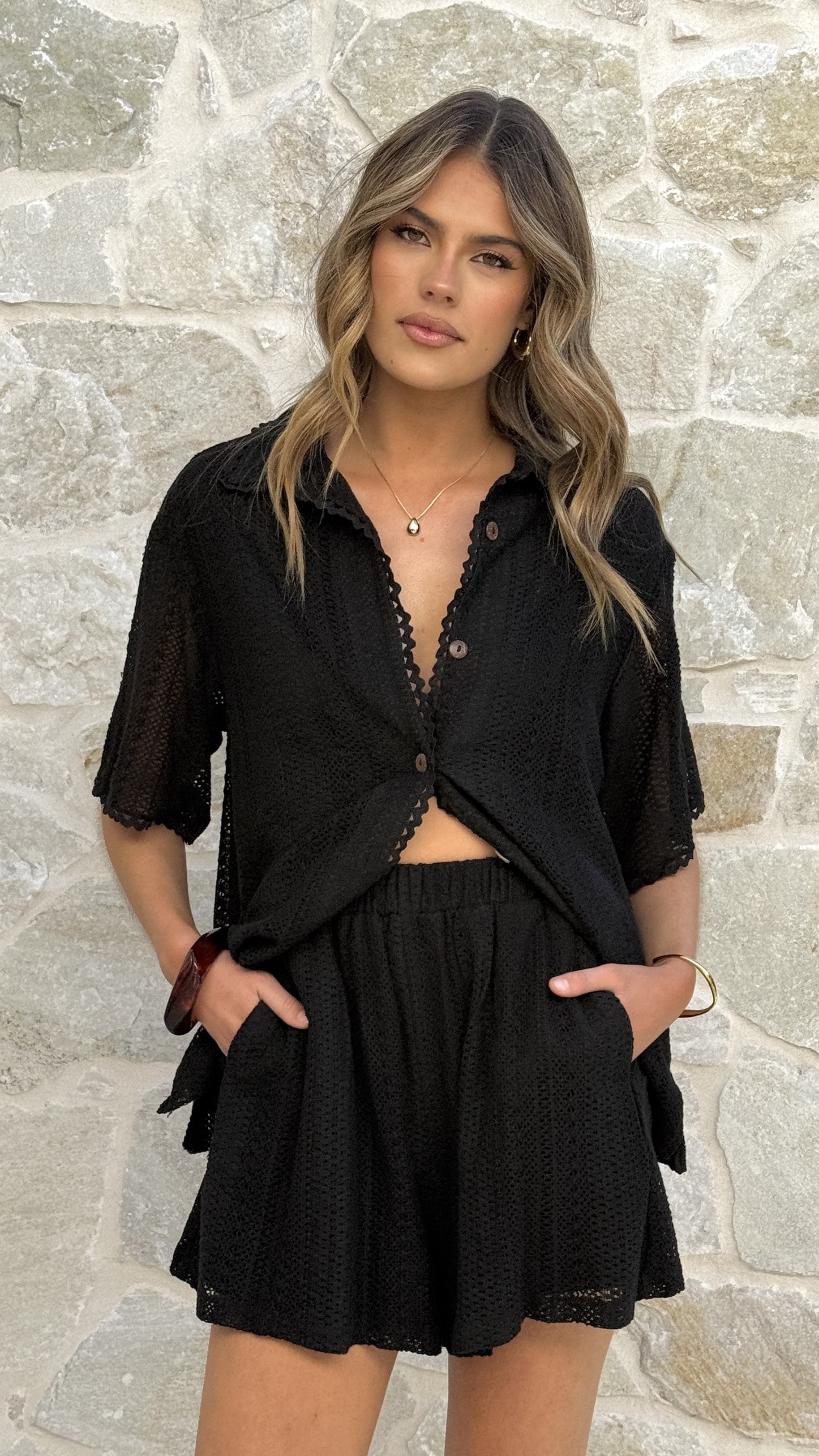 Sylvie Shirt - Black - Billy J