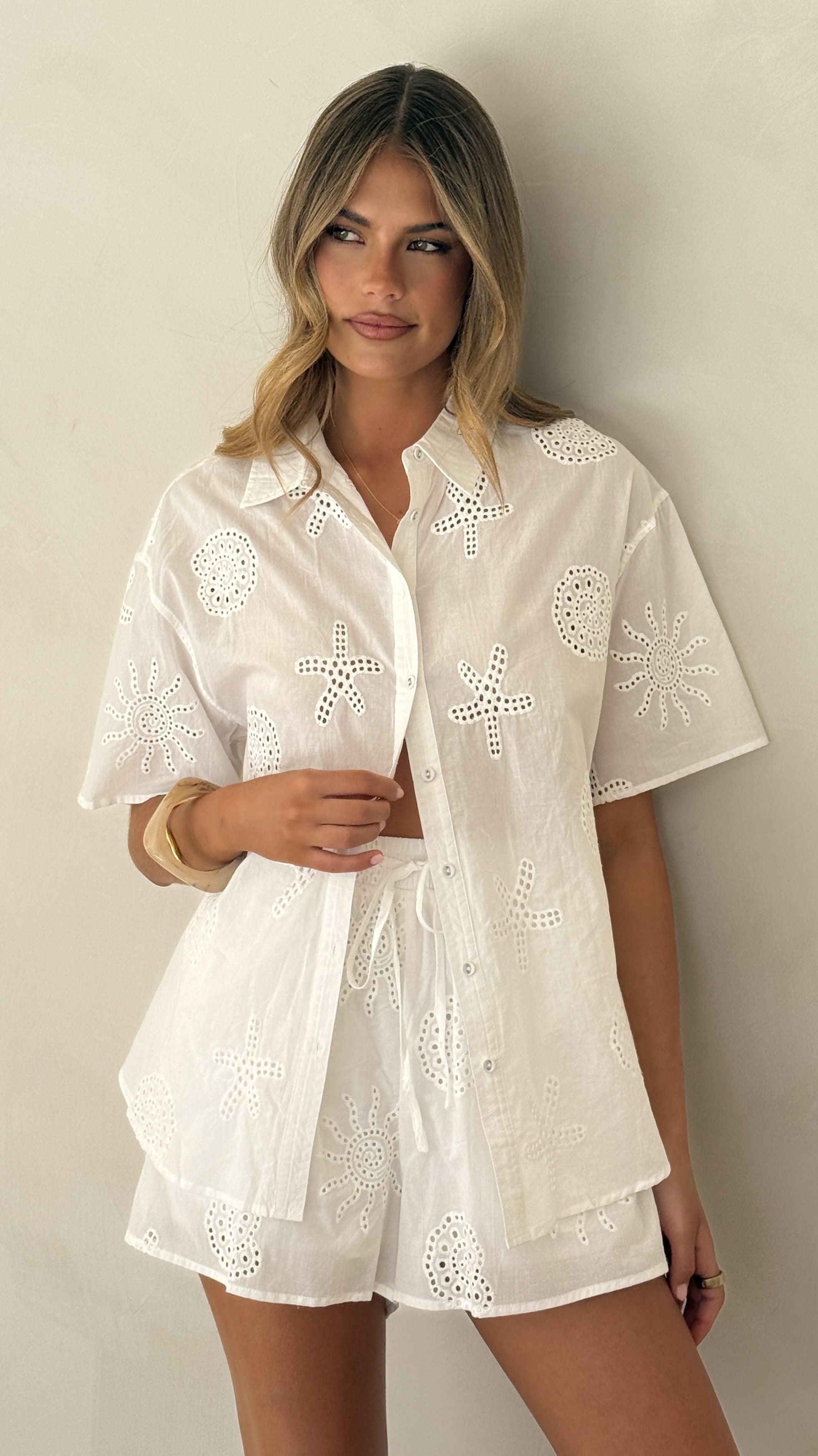 Arna Shorts - White - Billy J
