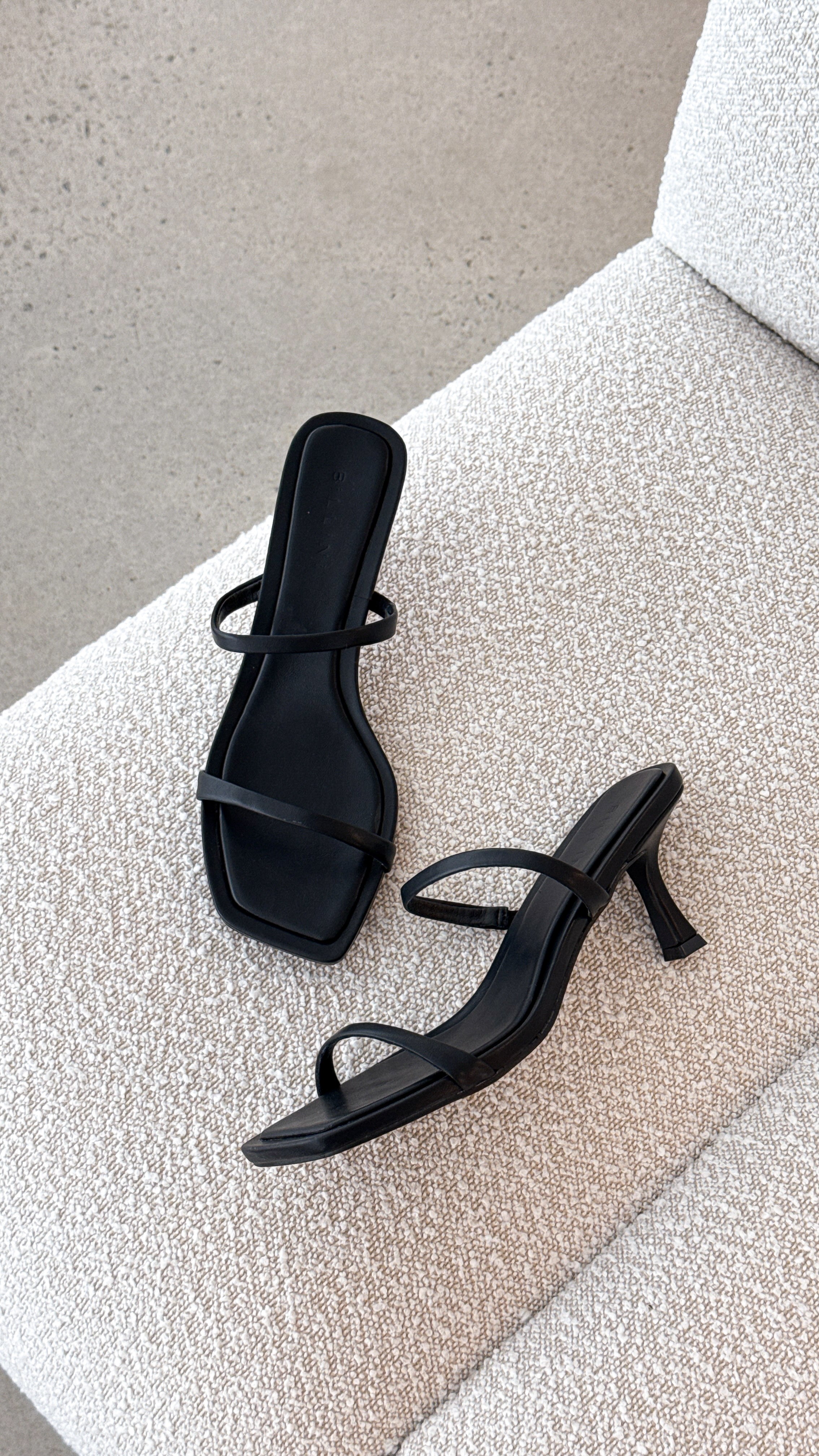 Urmi Heel - Black - Billy J