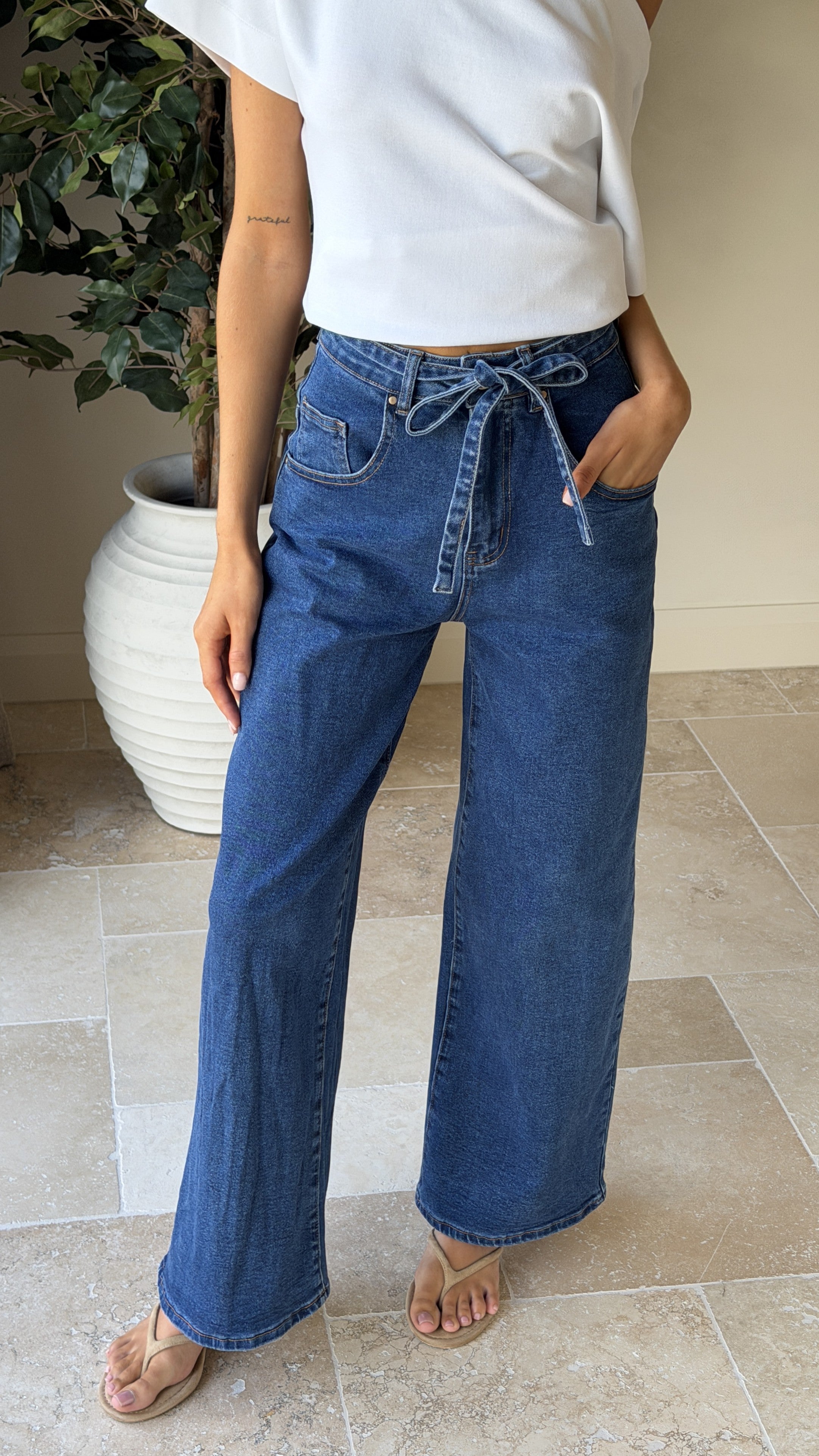 Nyra Wide Leg Jeans - Dark Denim - Billy J