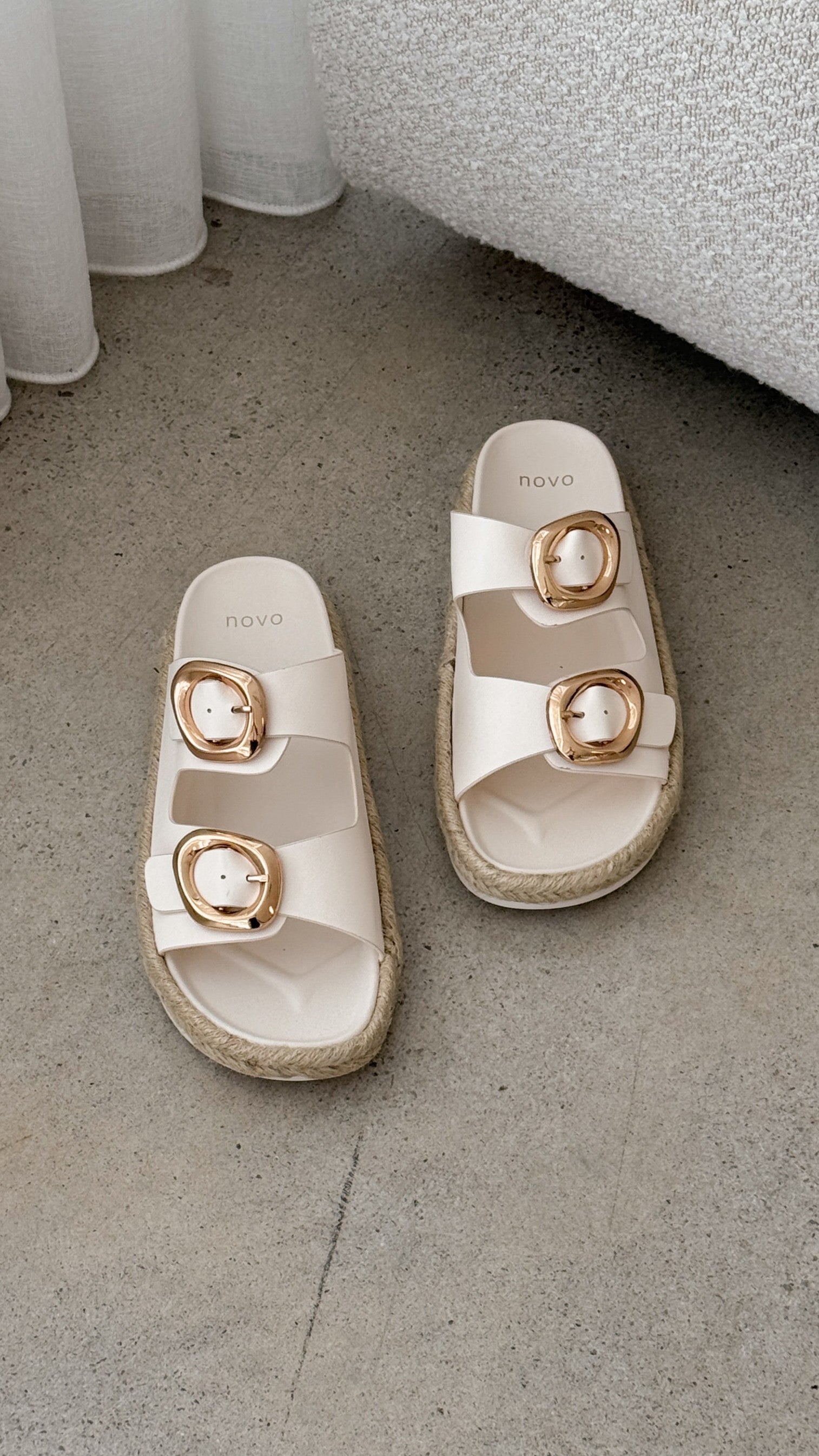 Romilly Slides - White - Billy J