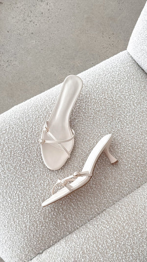 Wyler Heel - Ivory - Billy J