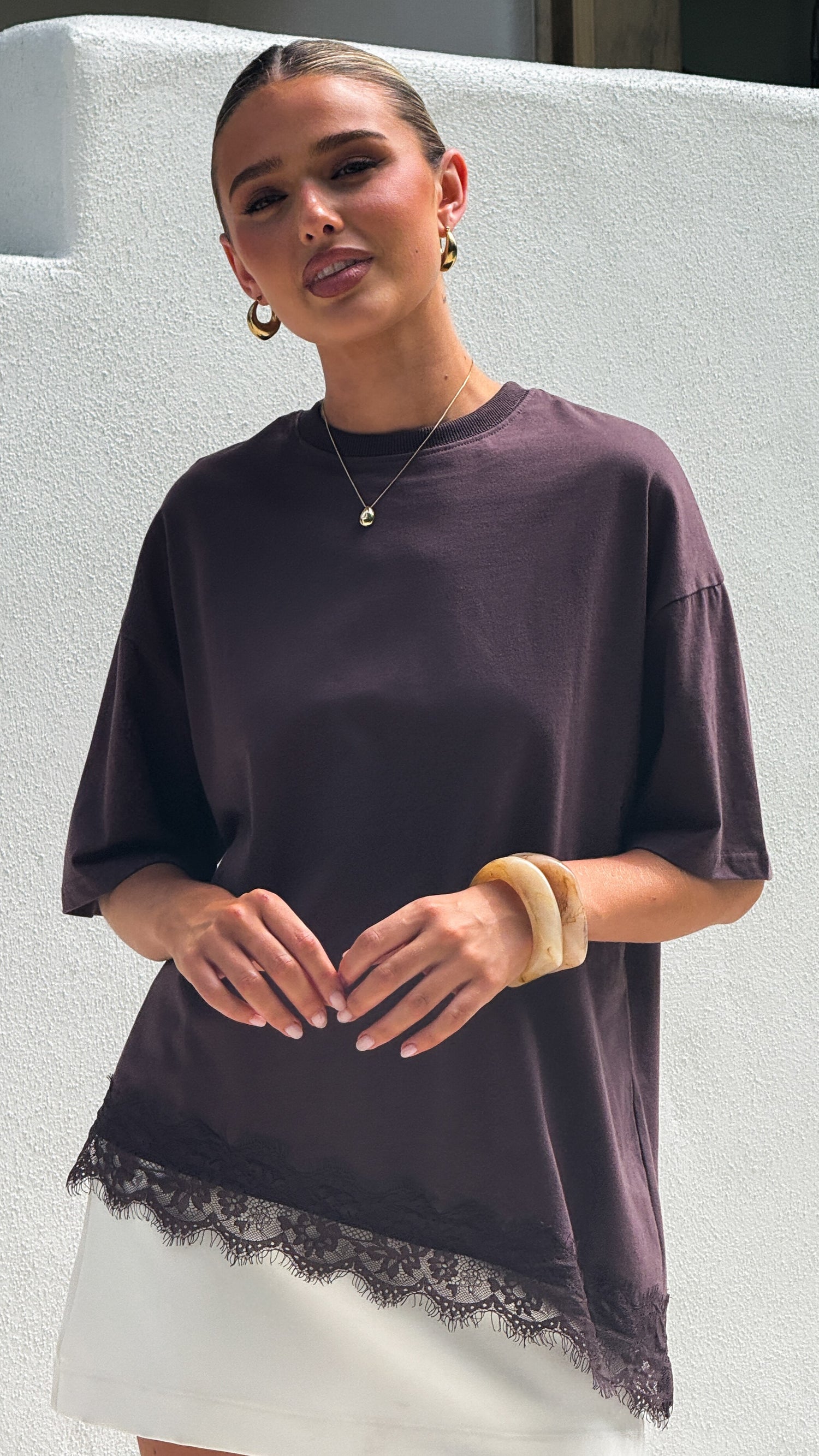 Vira Tee - Chocolate - Billy J