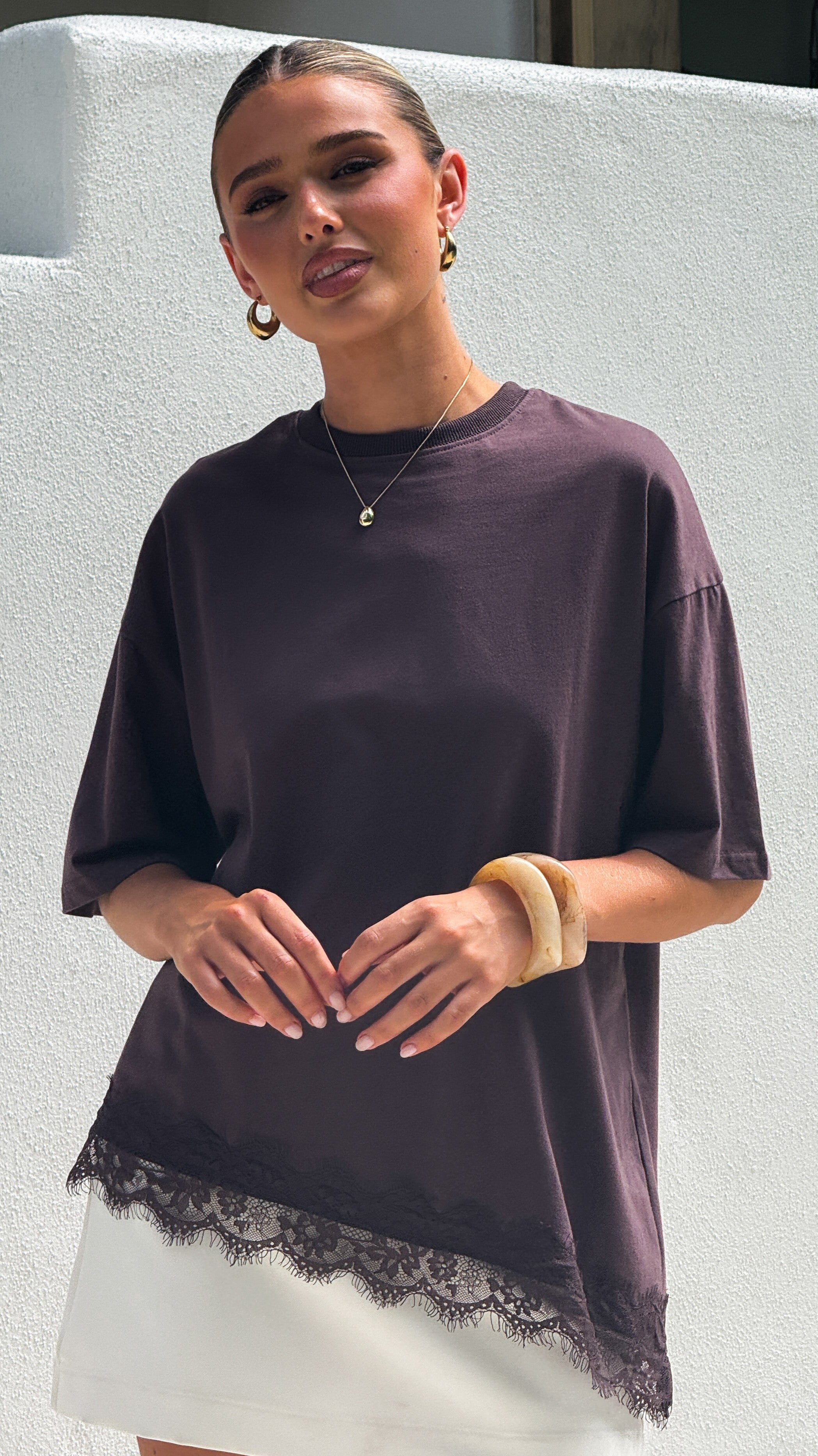 Vira Tee - Chocolate - Billy J
