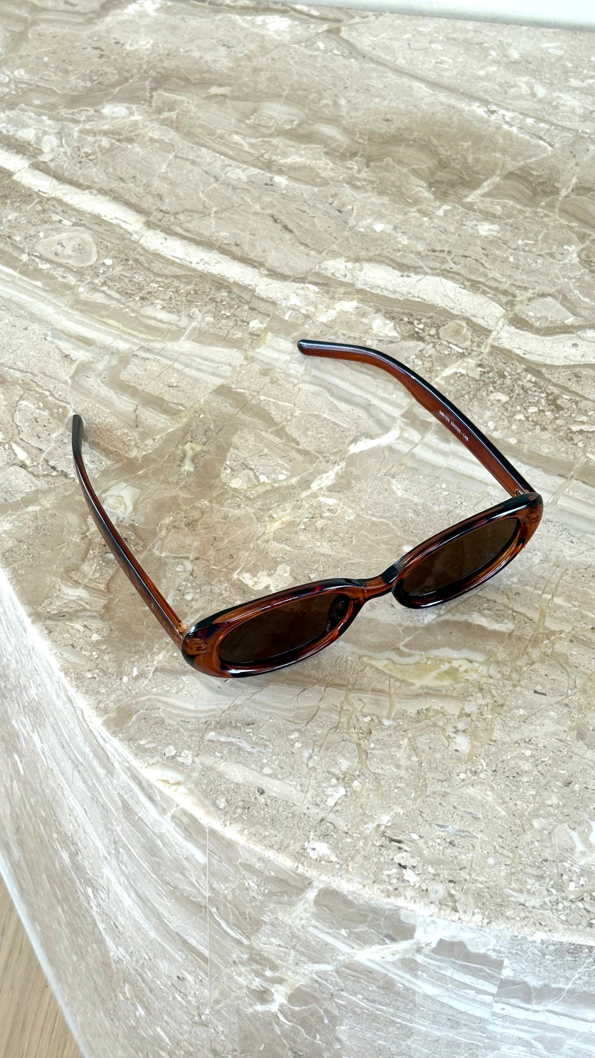 Annalise Oval Sunglasses - Brown