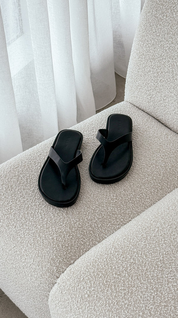 Orianna Slide - Black - Billy J