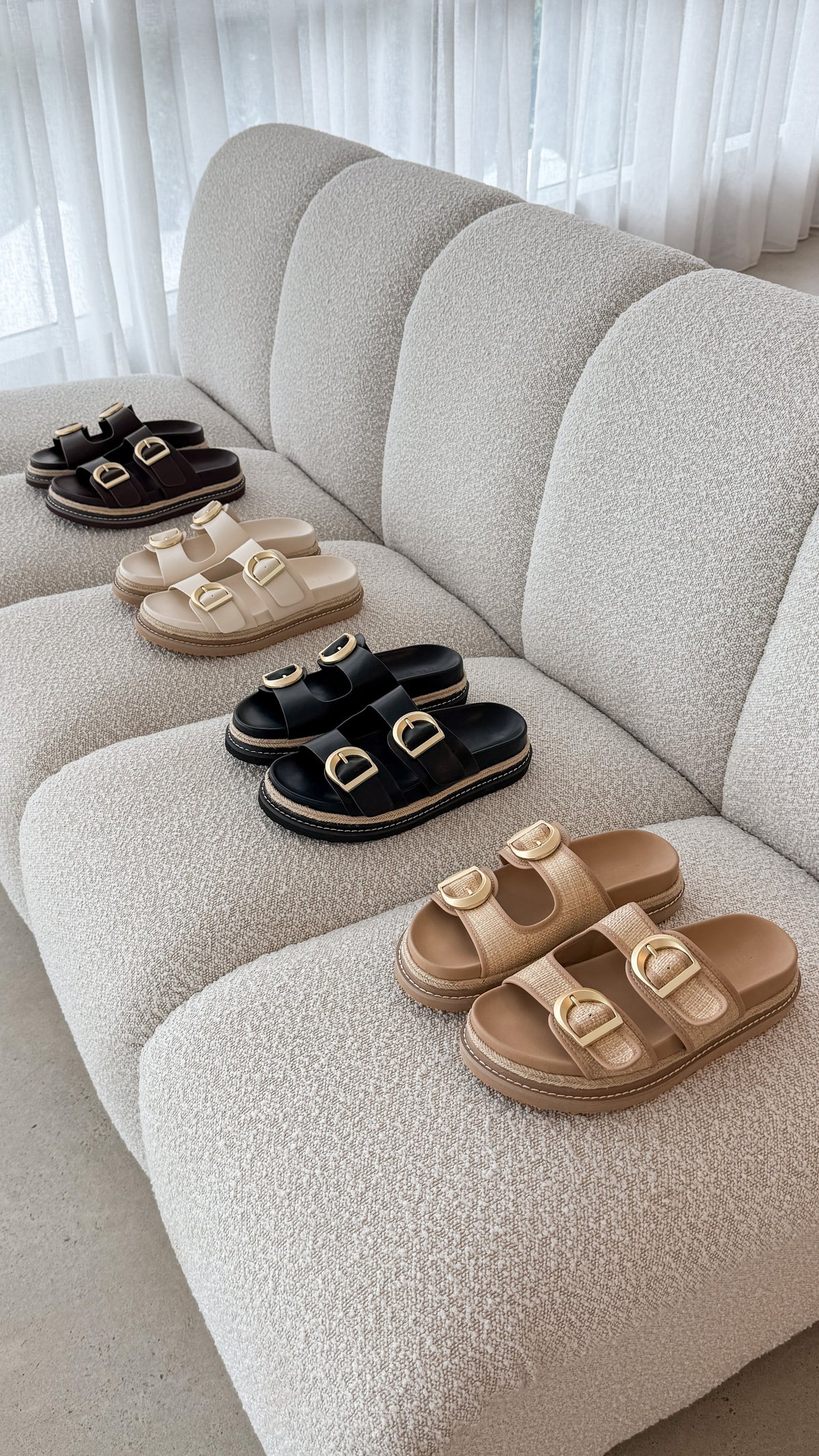 Anora Slide - Black - Billy J