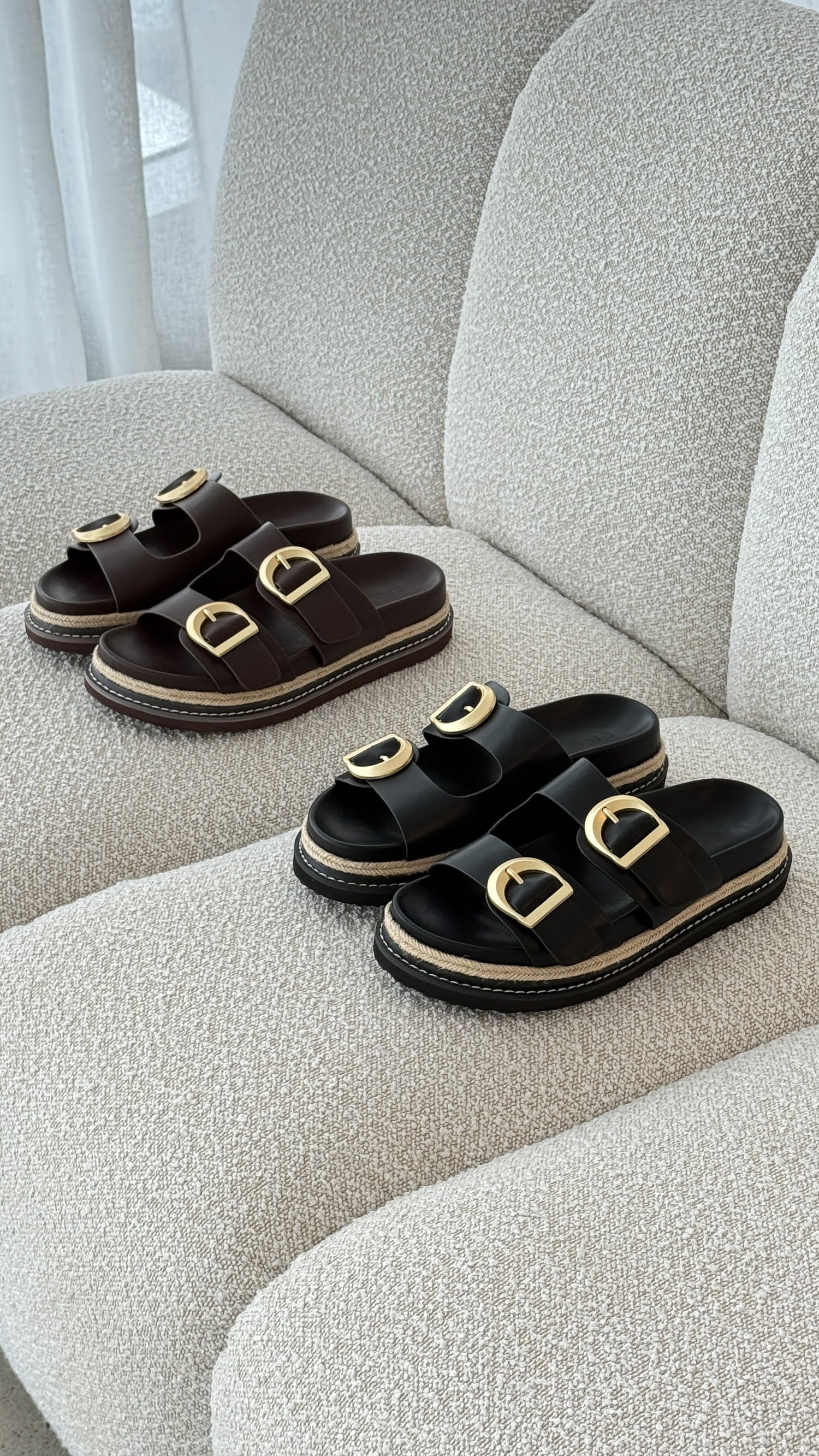 Anora Slide - Chocolate - Billy J