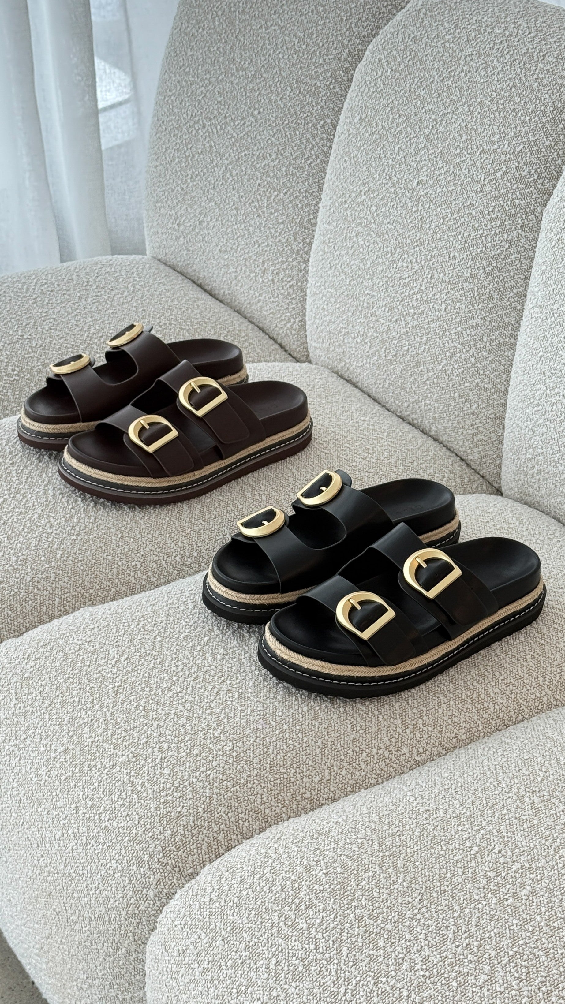 Anora Slide - Chocolate - Billy J
