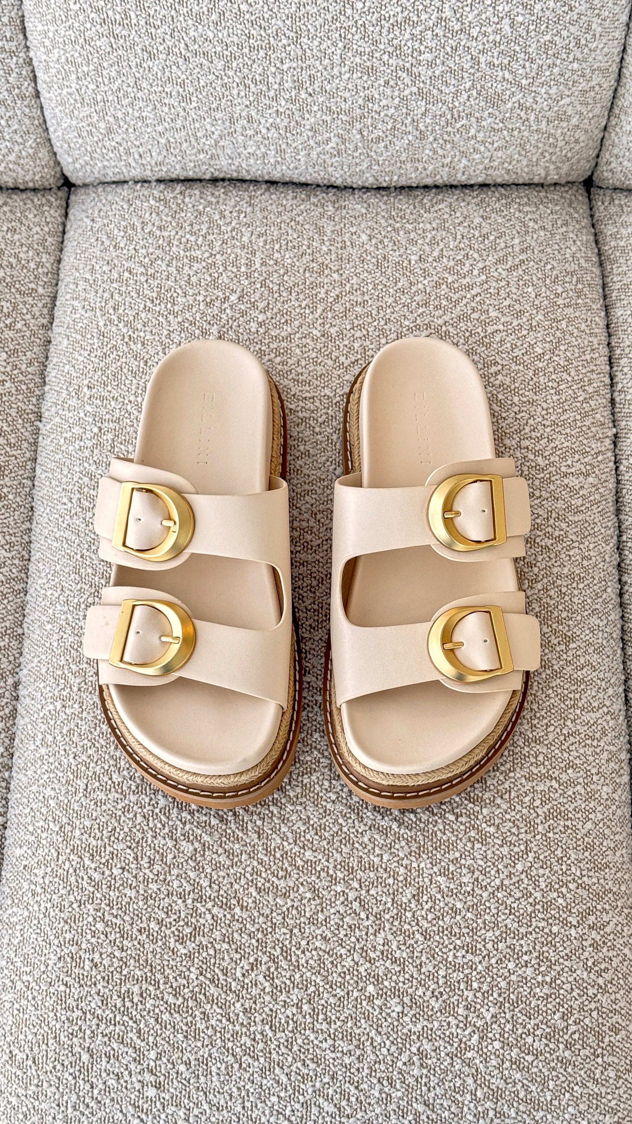 Anora Slide - Bone - Billy J
