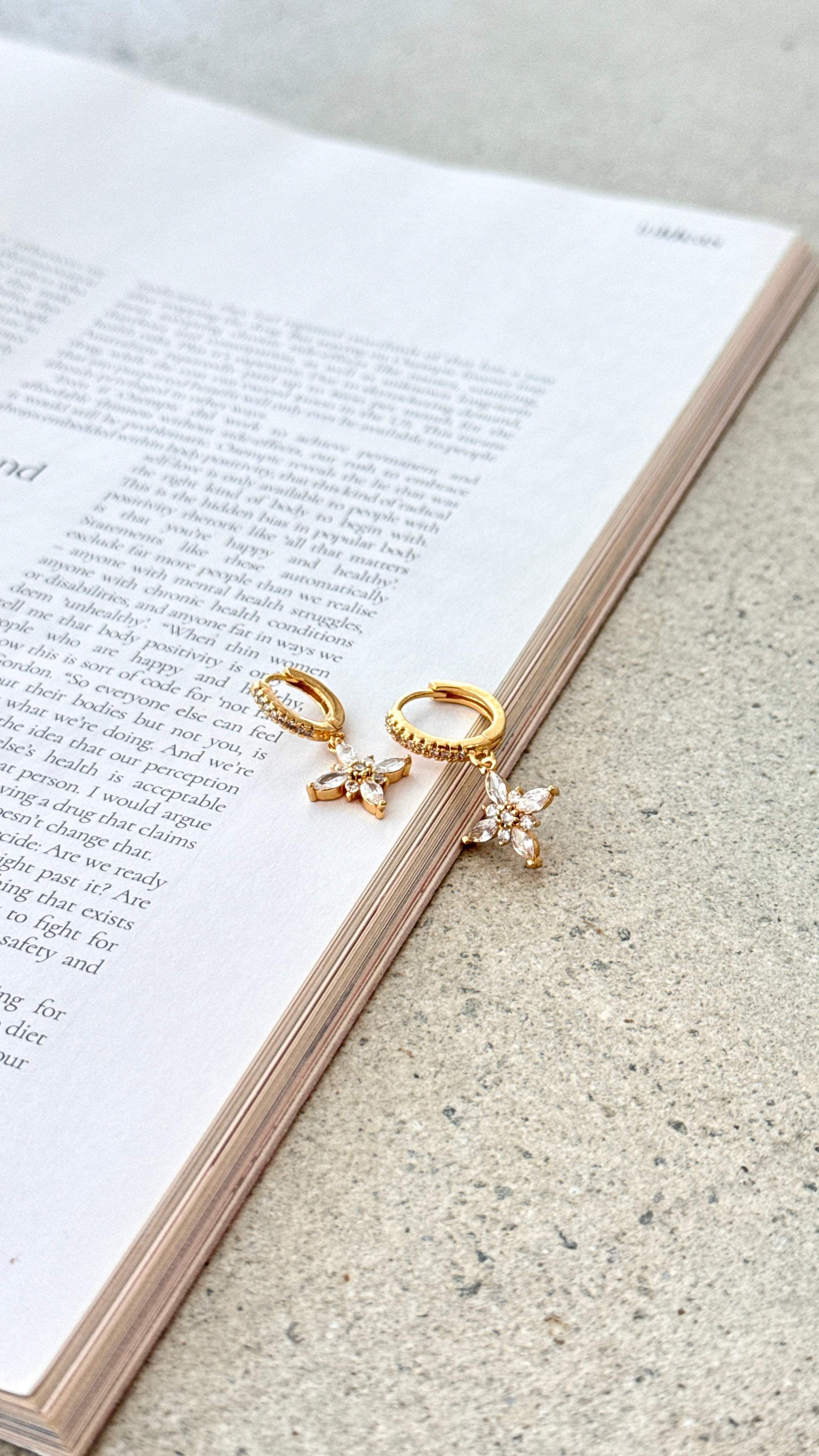 Toni Earrings - Gold - Billy J