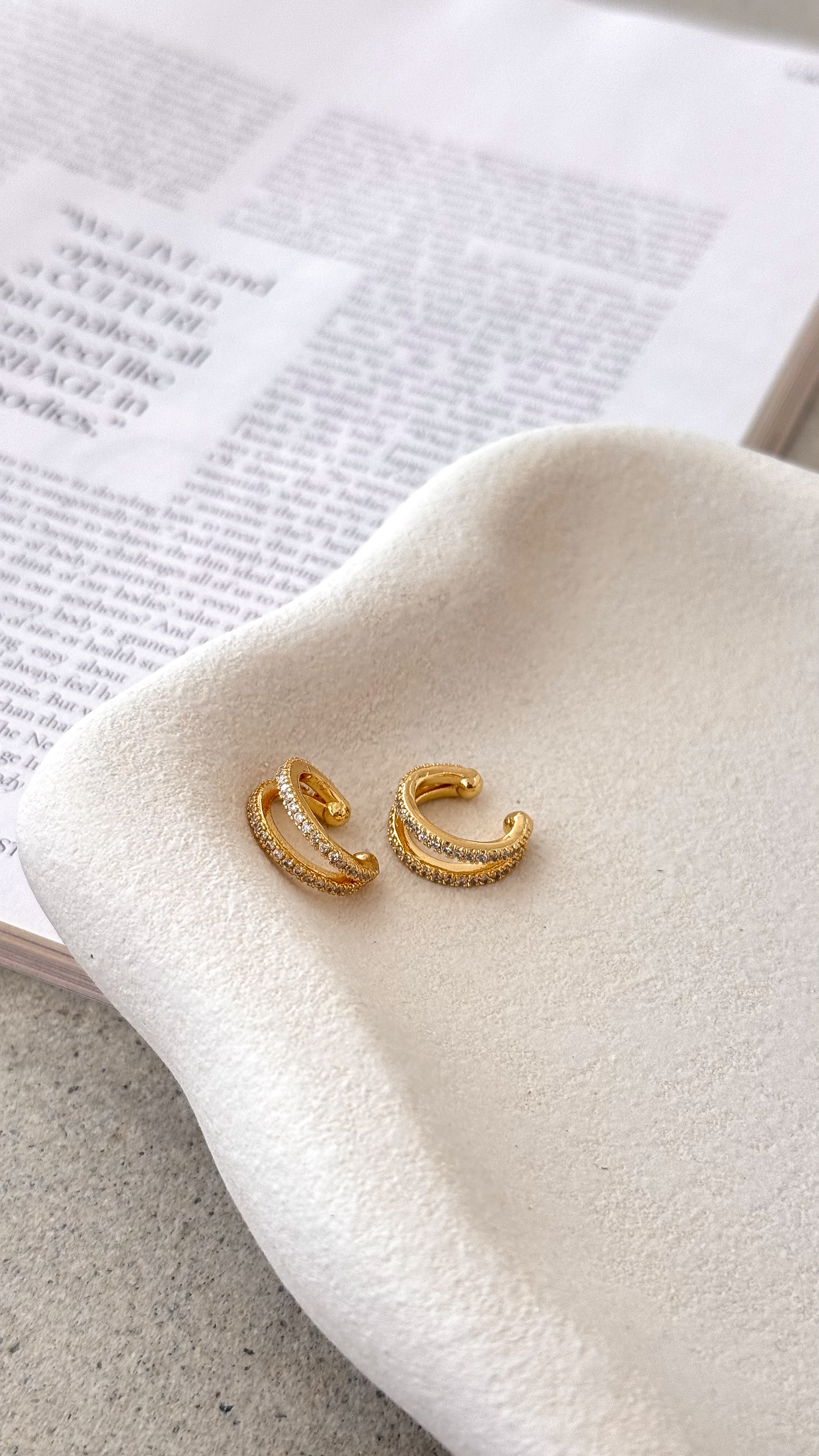 Becci Cuff Earrings - Gold - Billy J