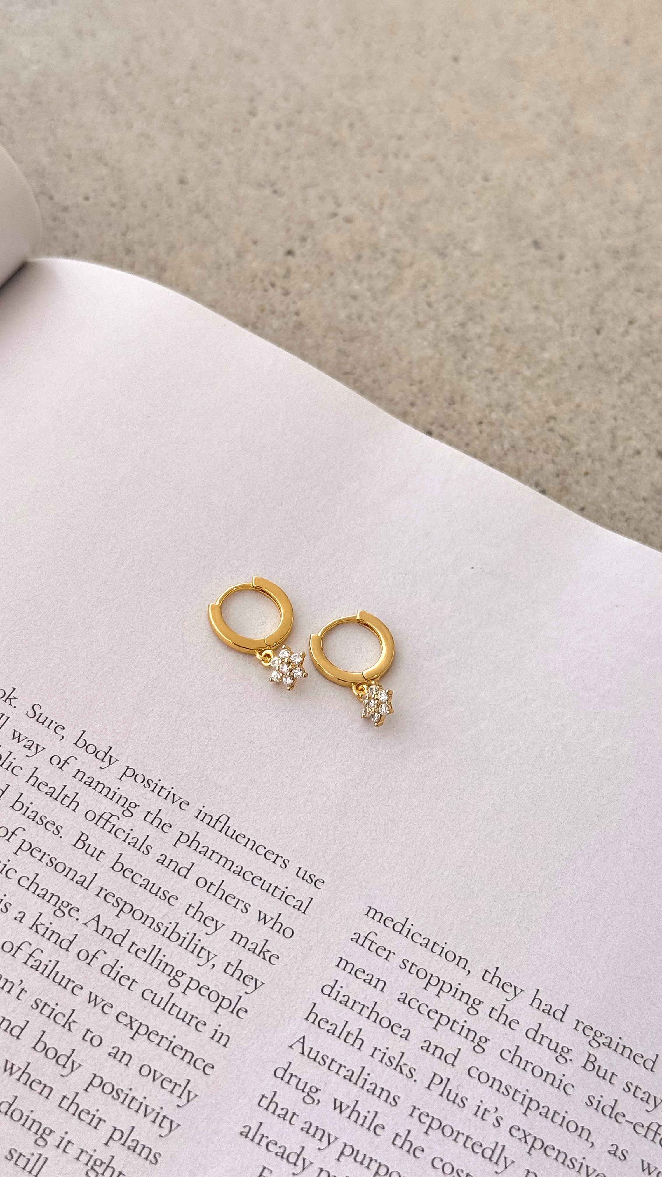 Lisa Earrings - Gold - Billy J