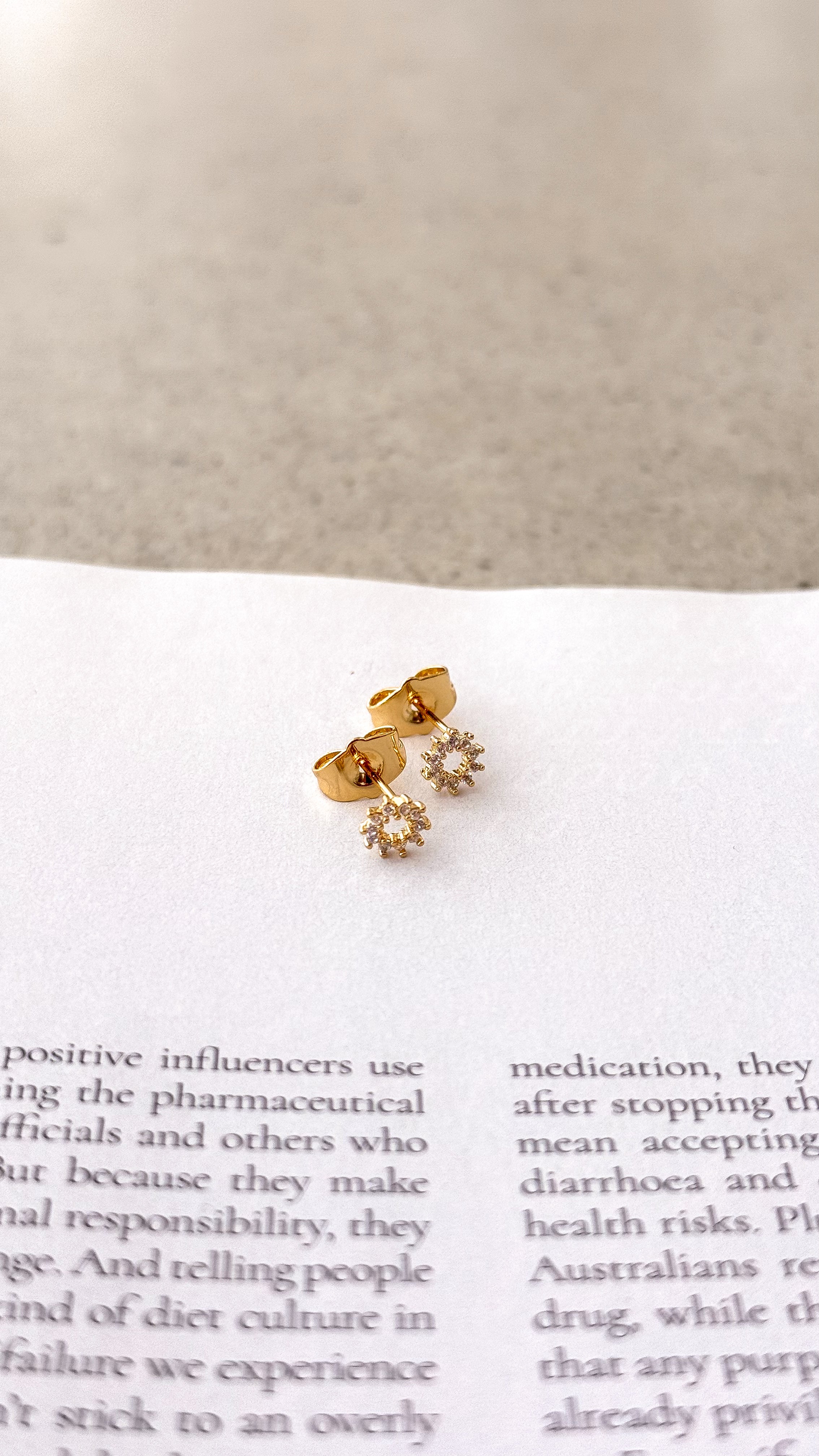 Sally Earrings - Gold - Billy J