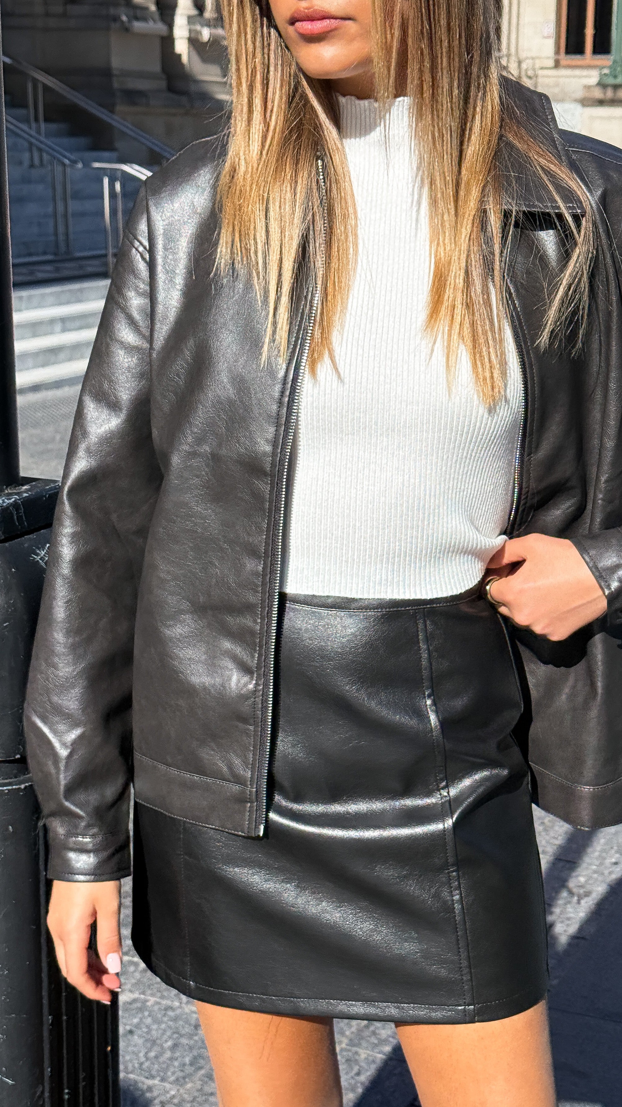 Jakoda Jacket - Black - Billy J