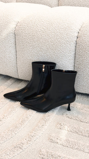 Carmella Boots - Black Shine - Billy J