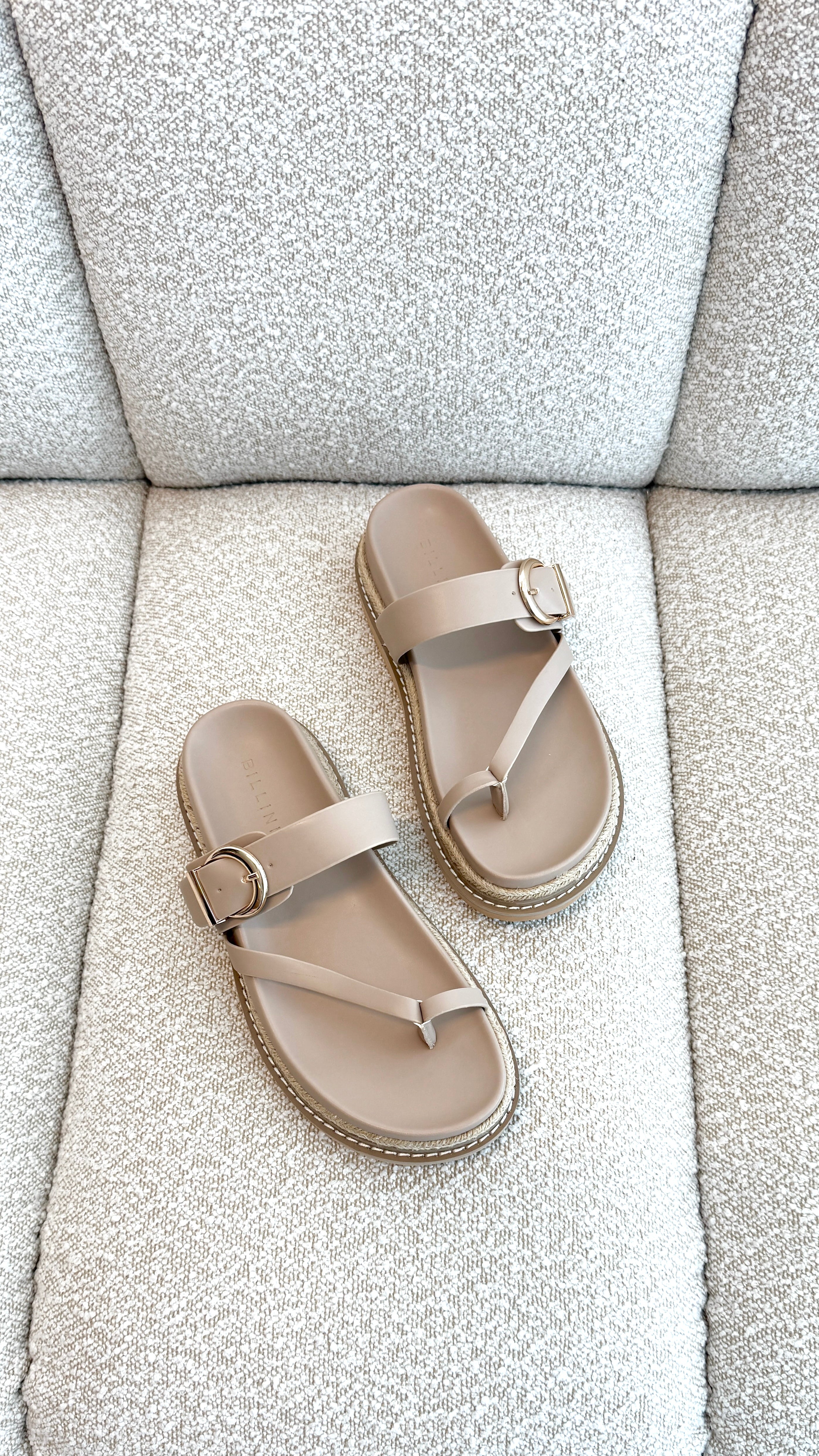 Ameera Slide - Light Clay