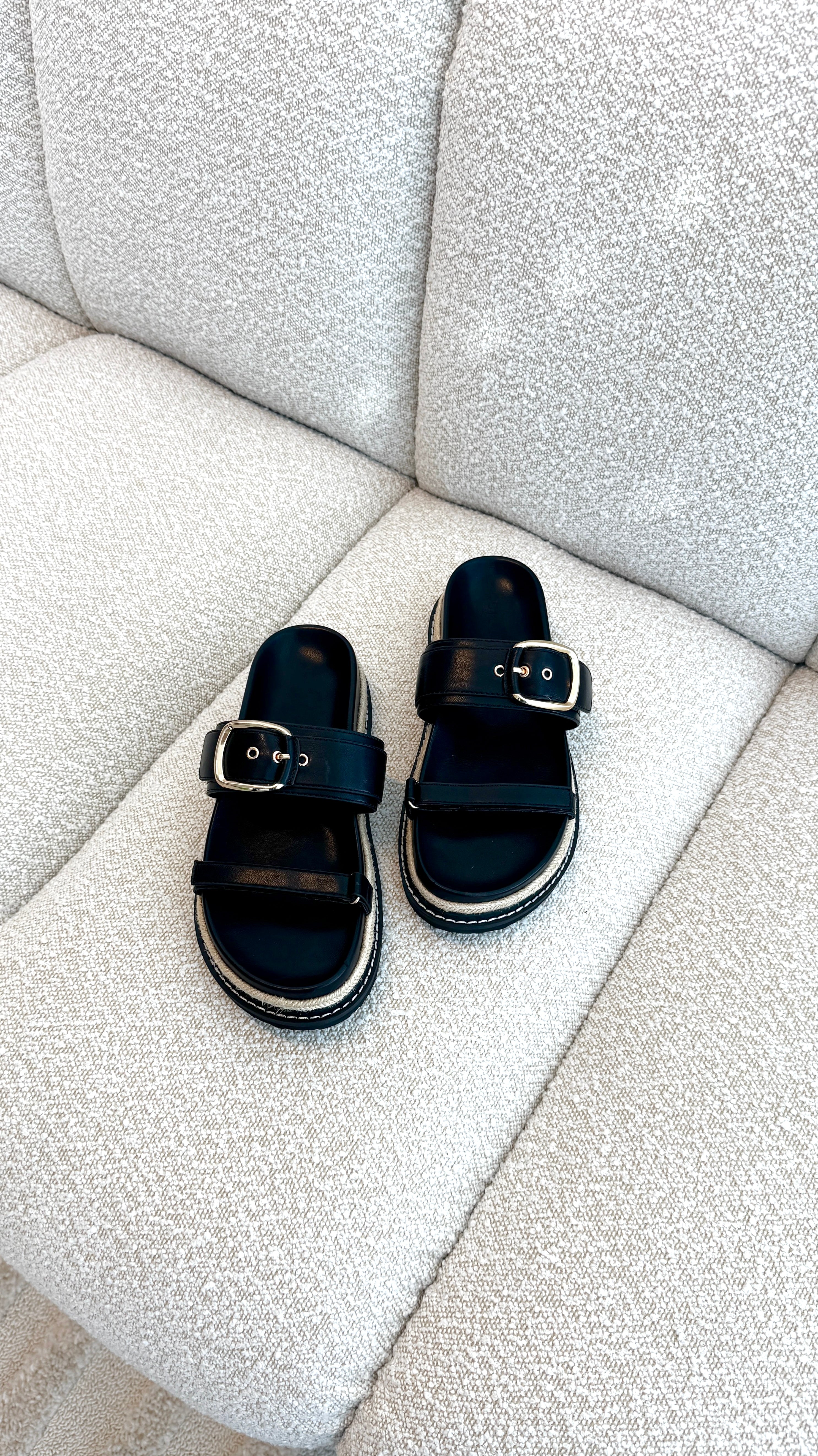 Tabitha Slide - Black
