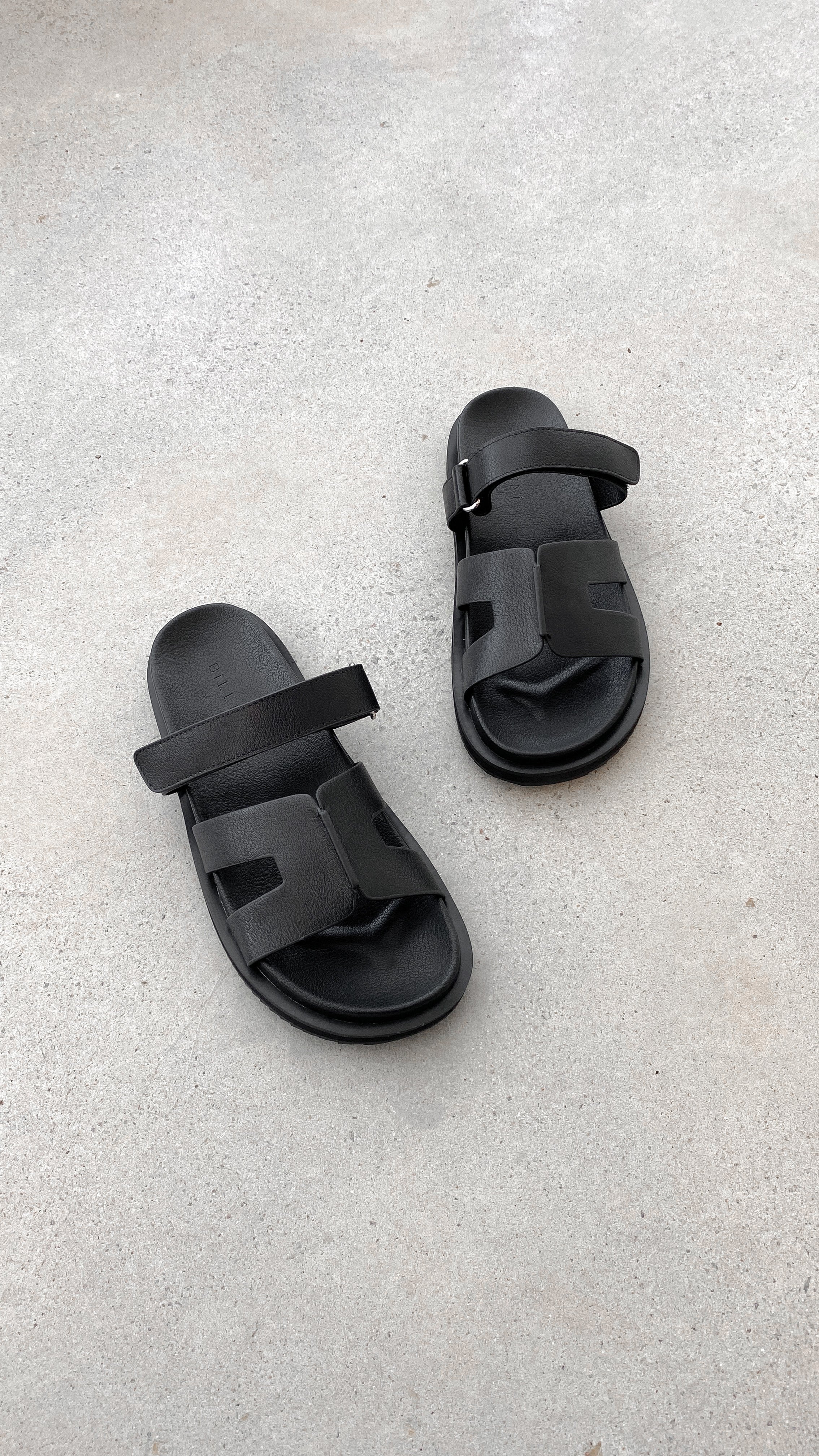 Theon Slides - Black - Billy J