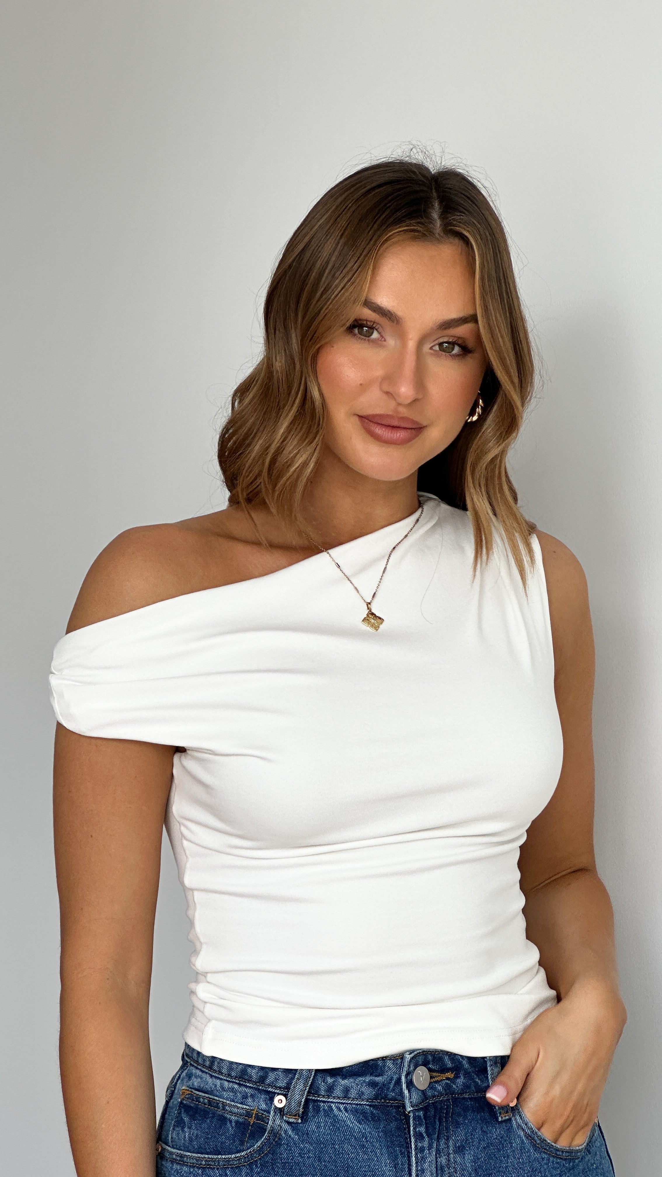 Elva Top - White - Billy J