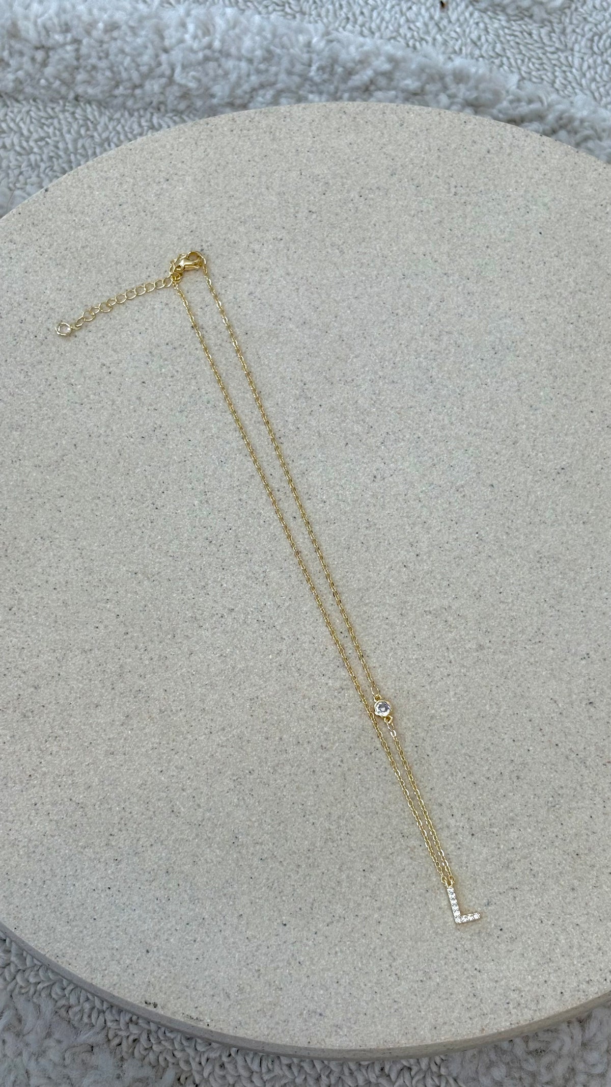 Ivy Initial Letter Necklace - L - Billy J