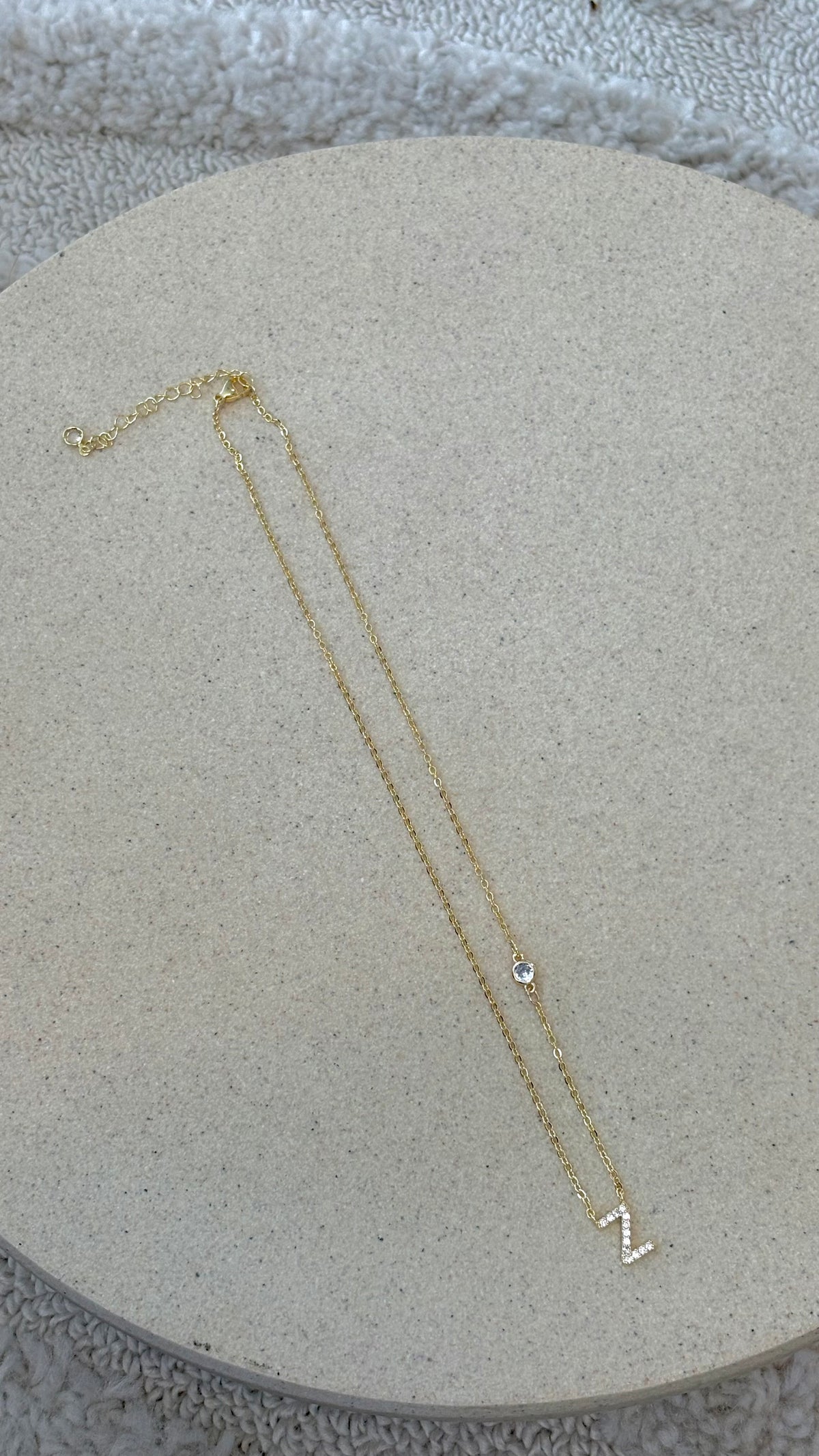 Ivy Initial Letter Necklace - Z - Billy J
