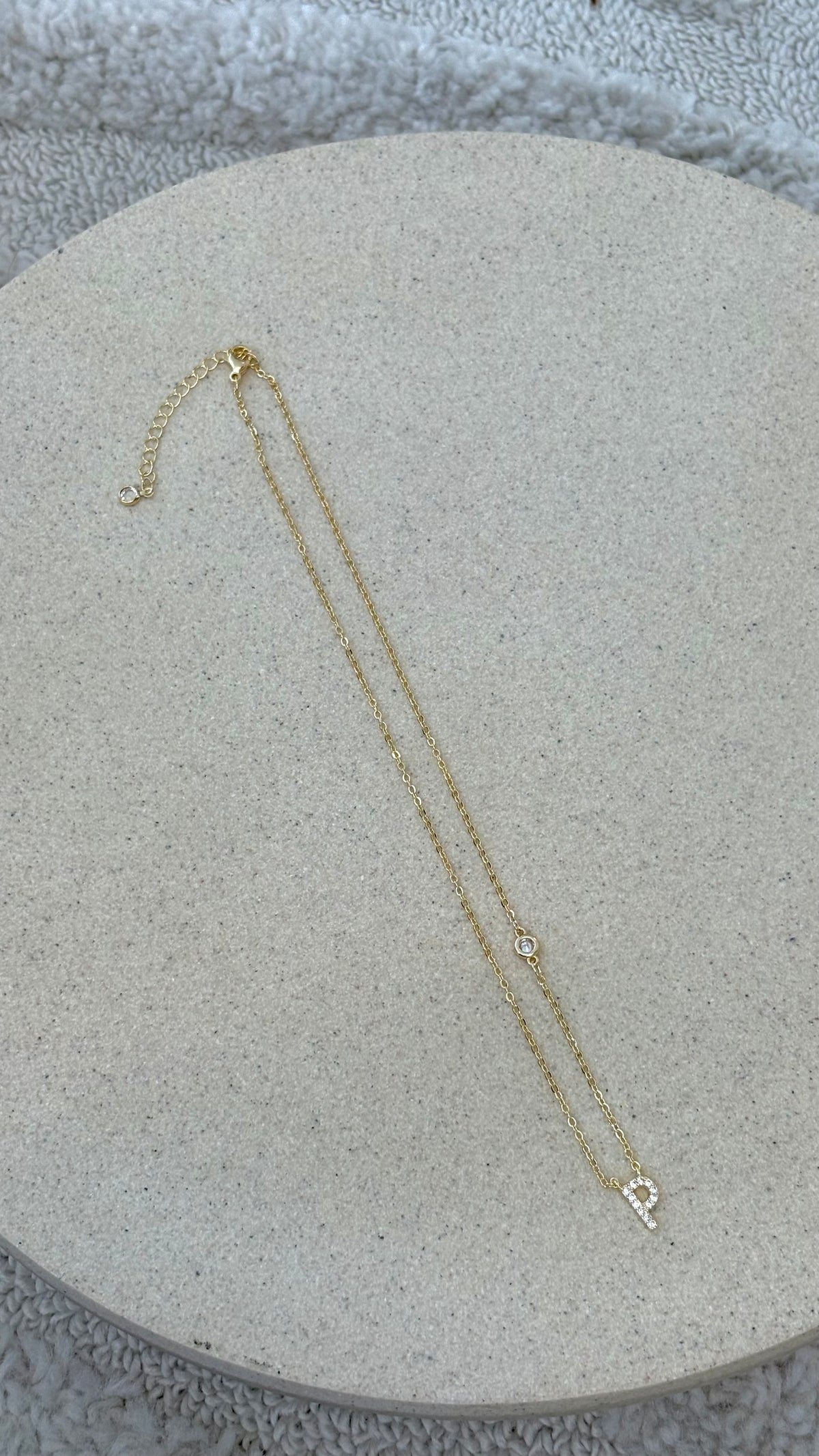Ivy Initial Letter Necklace - P - Billy J