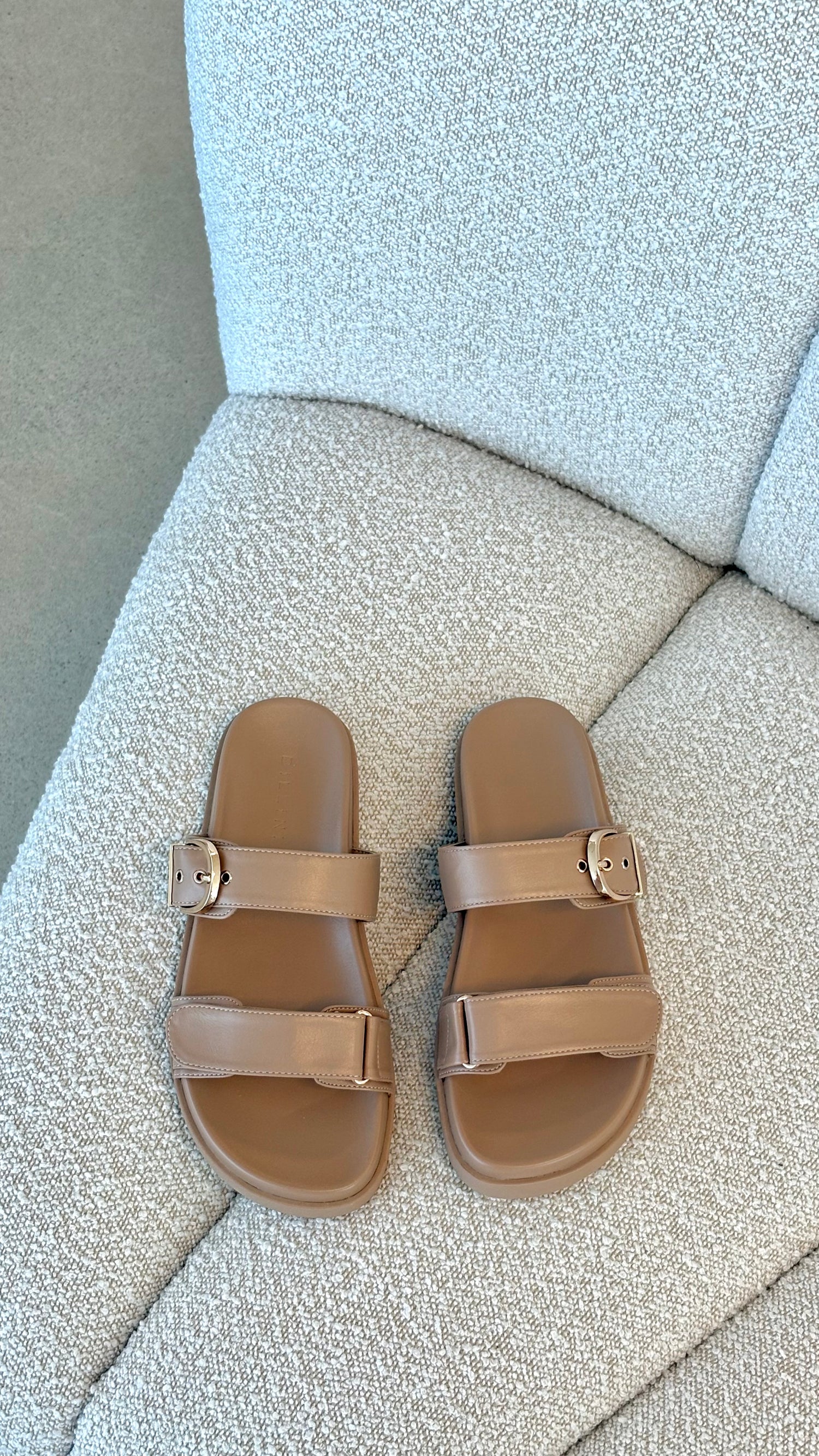Aggie Slide - Light Cashew - Billy J