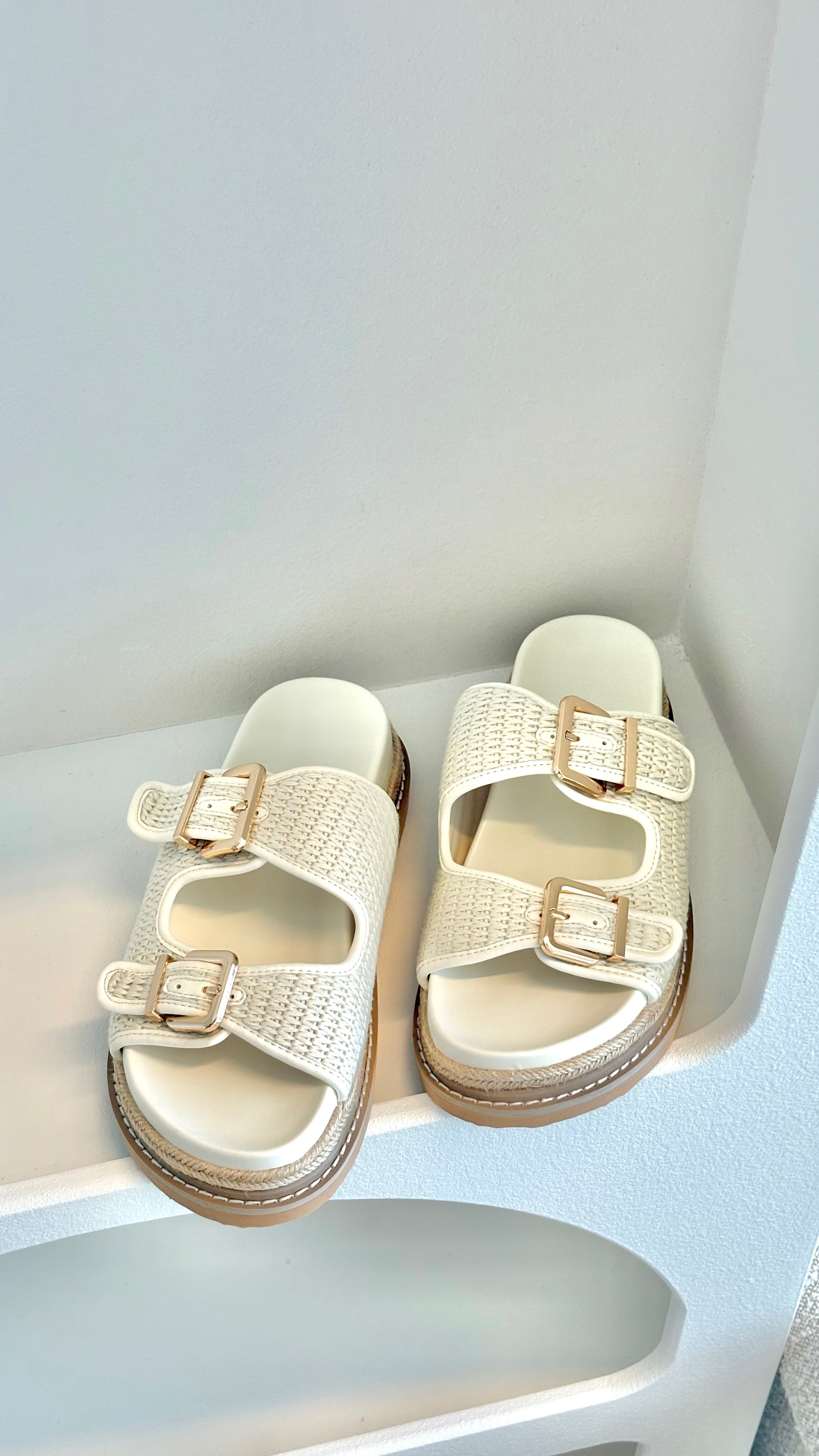 Adonis Slide - Cream Raffia - Billy J