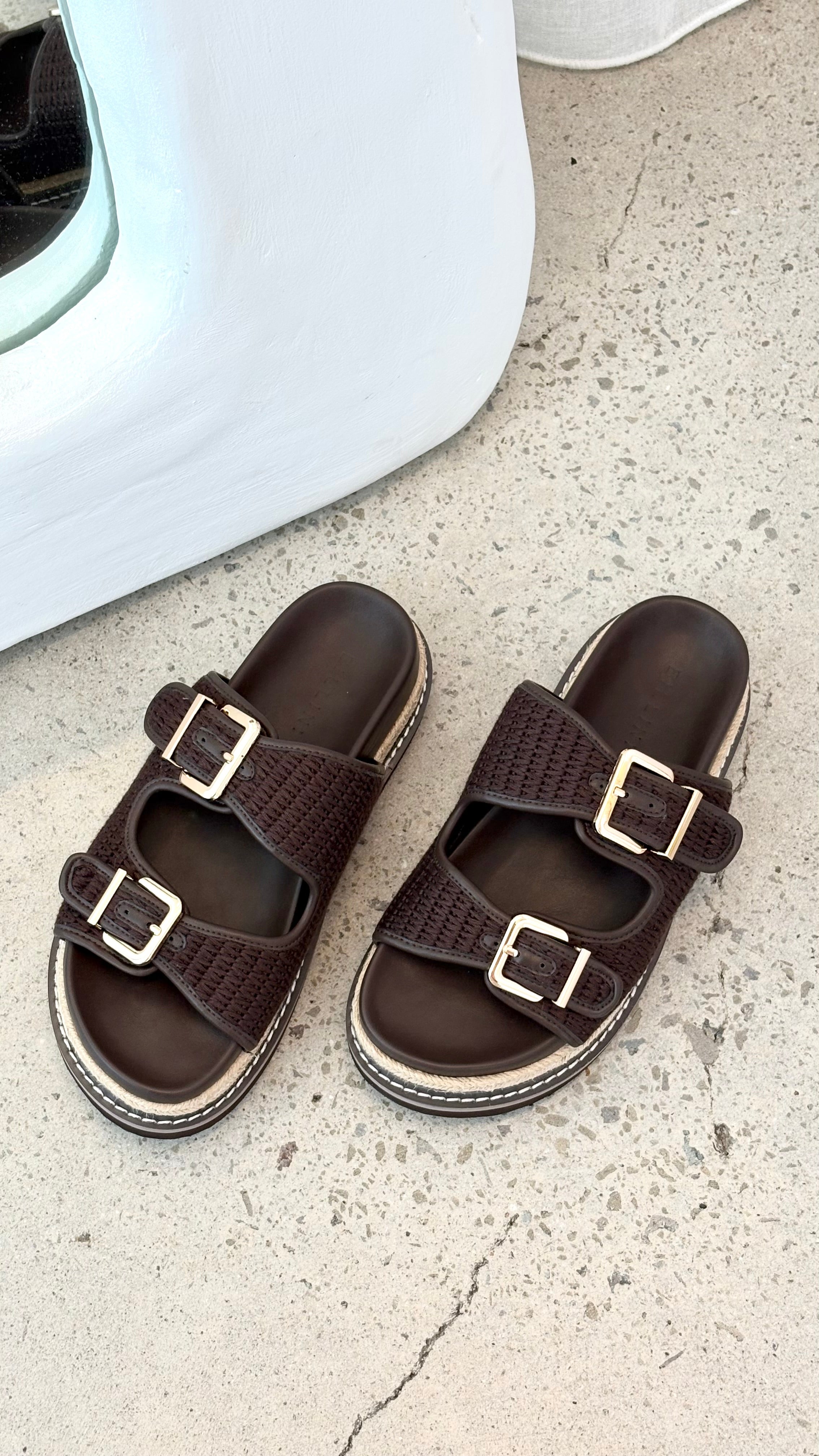 Adonis Slide - Chocolate Raffia - Billy J
