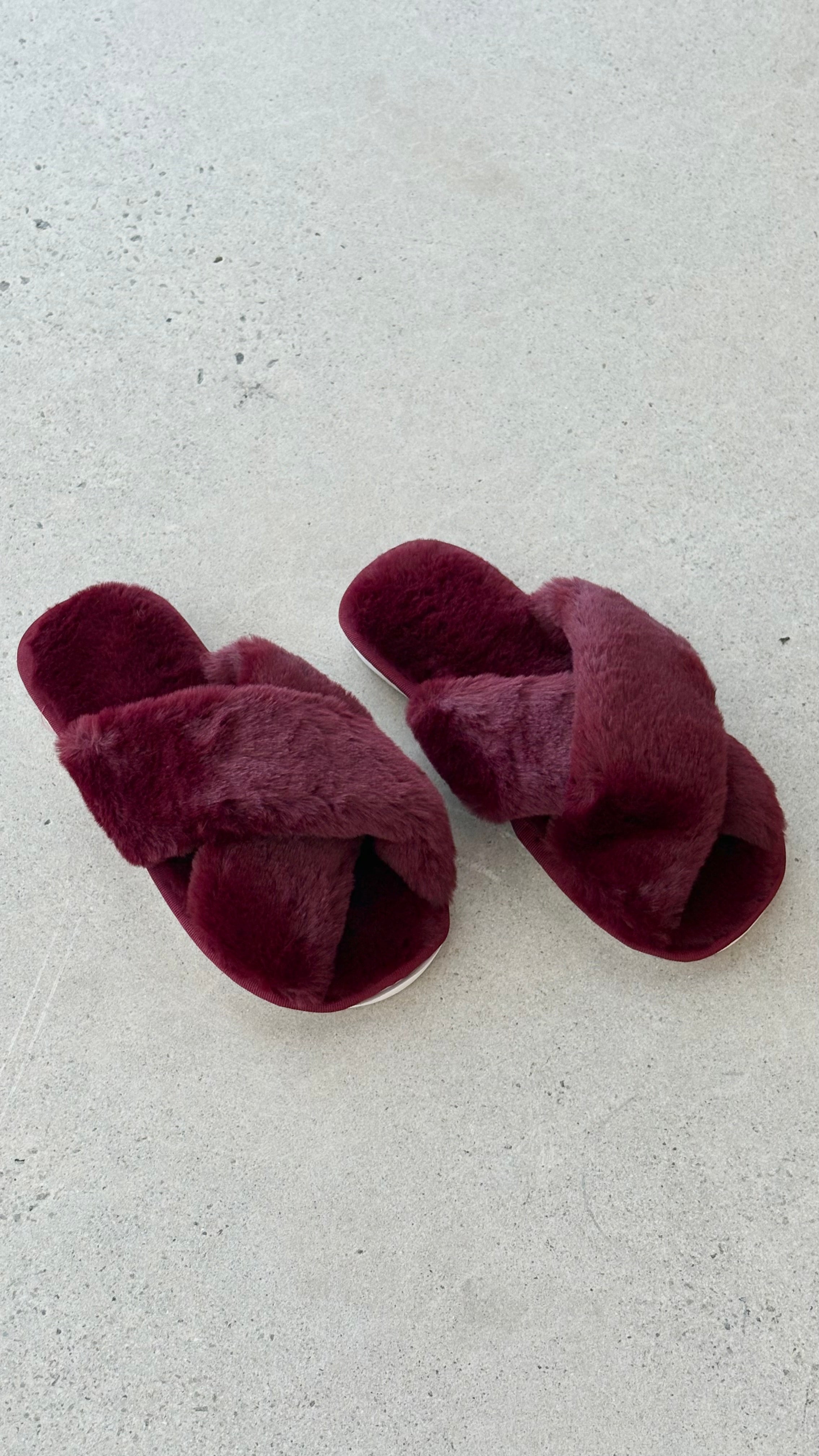 Jessica Fluffy Slippers - Wine - Billy J