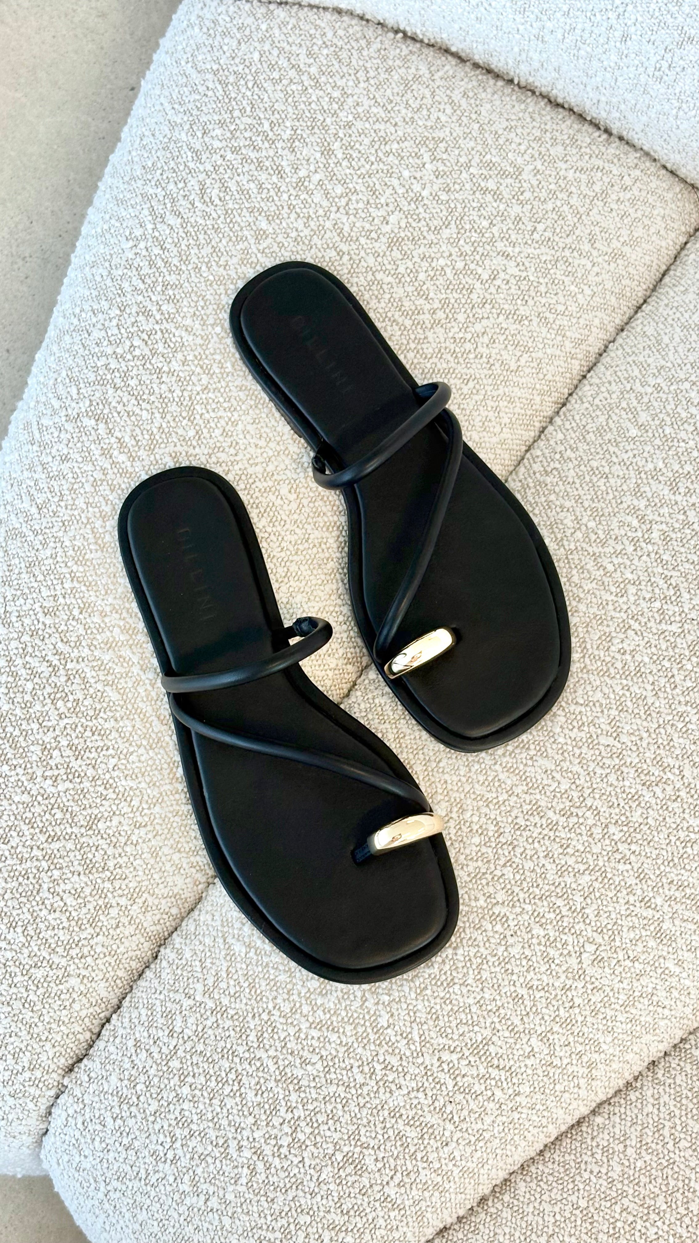 Orphie Slide - Black