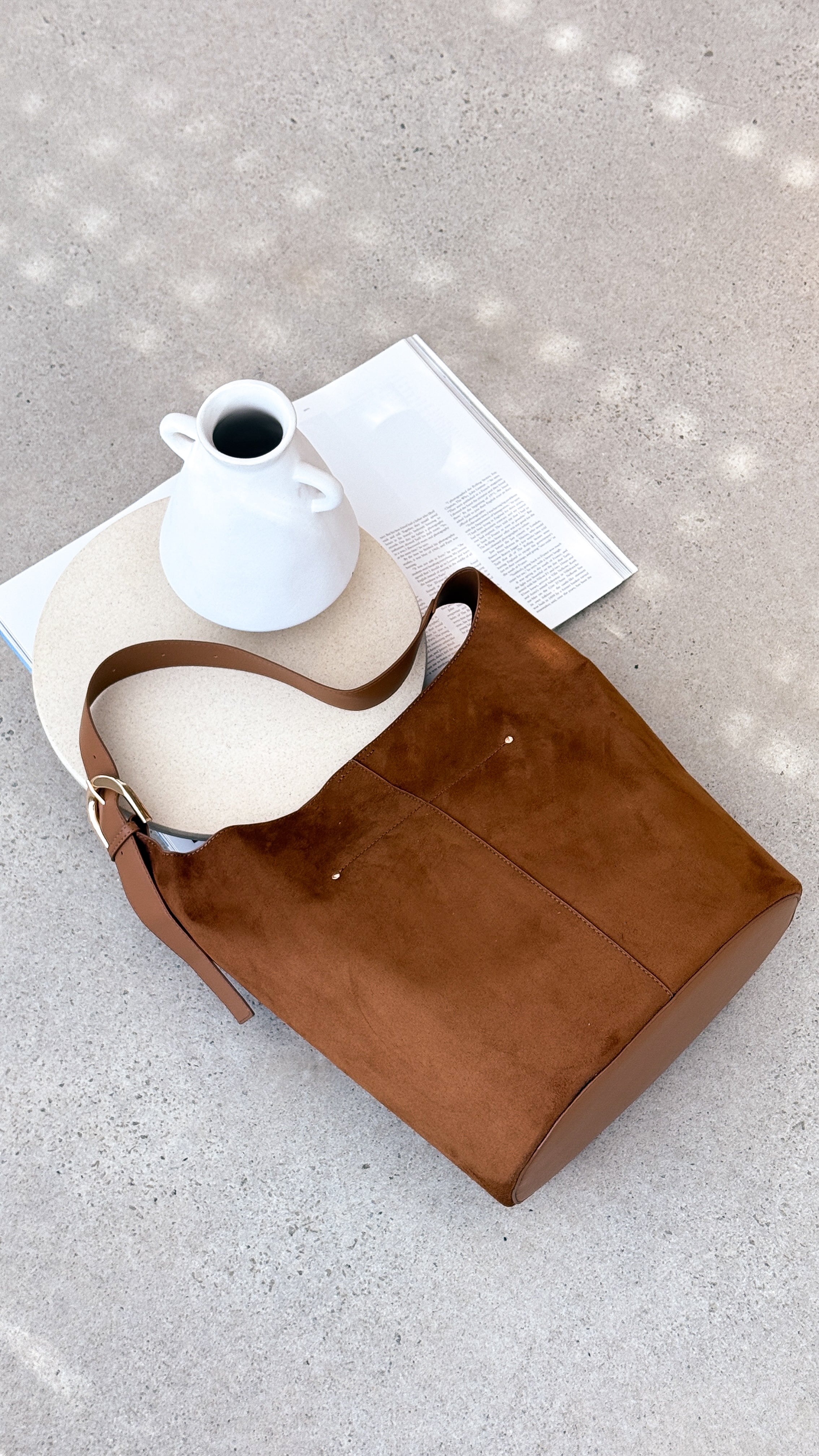 Cali Shoulder Bag - Tan Suede - Billy J