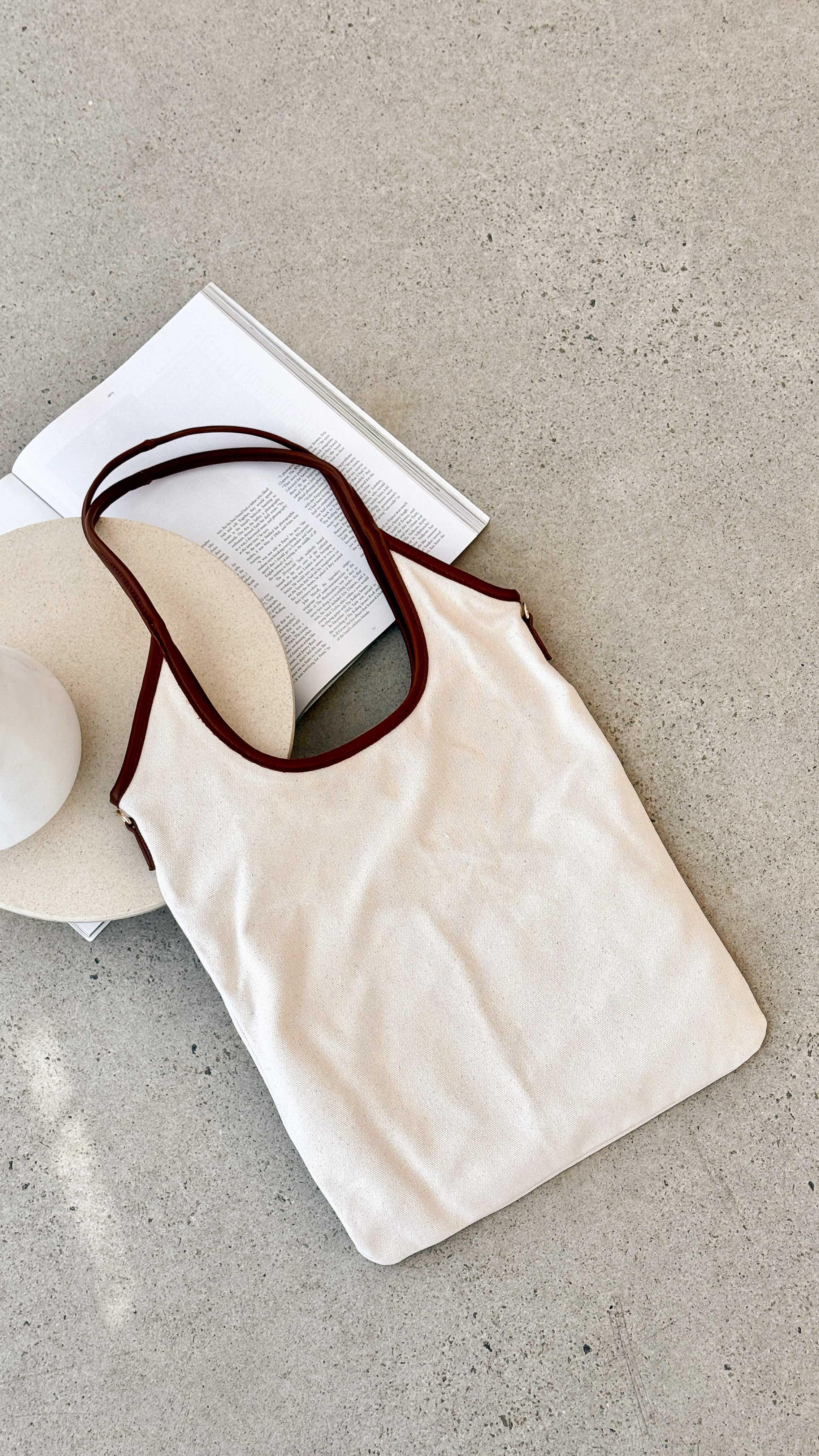 Isobel Shoulder Bag - Natural Linen - Billy J