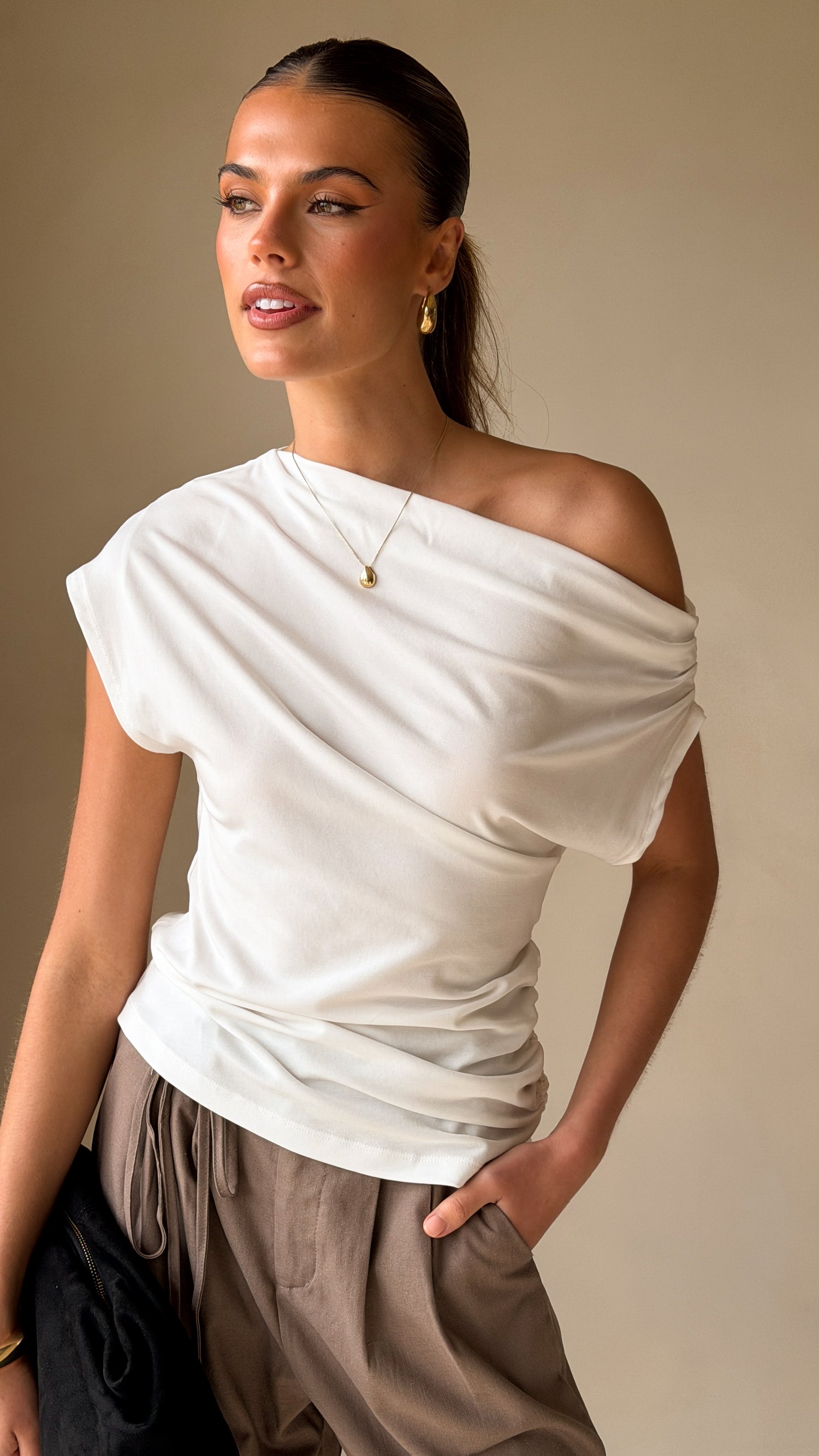 Ruby Off The Shoulder Tee - White - Billy J