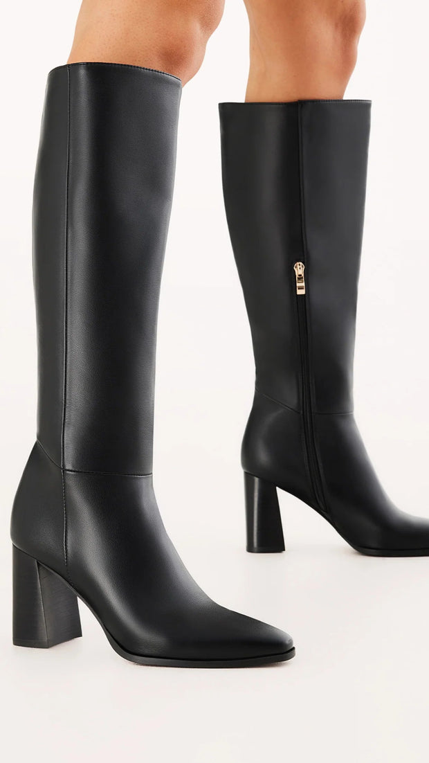 Vallia Boots - Black - Billy J
