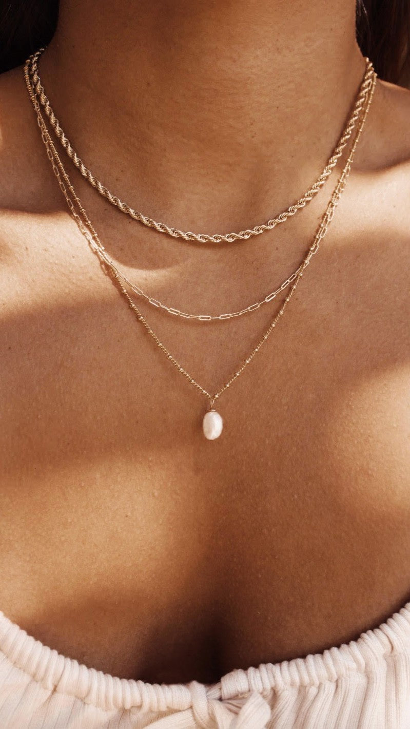Wenda 14K Gold Necklace - Gold / Pearl - Billy J