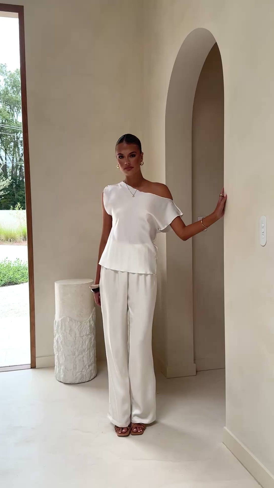 Addien Top - White - Billy J